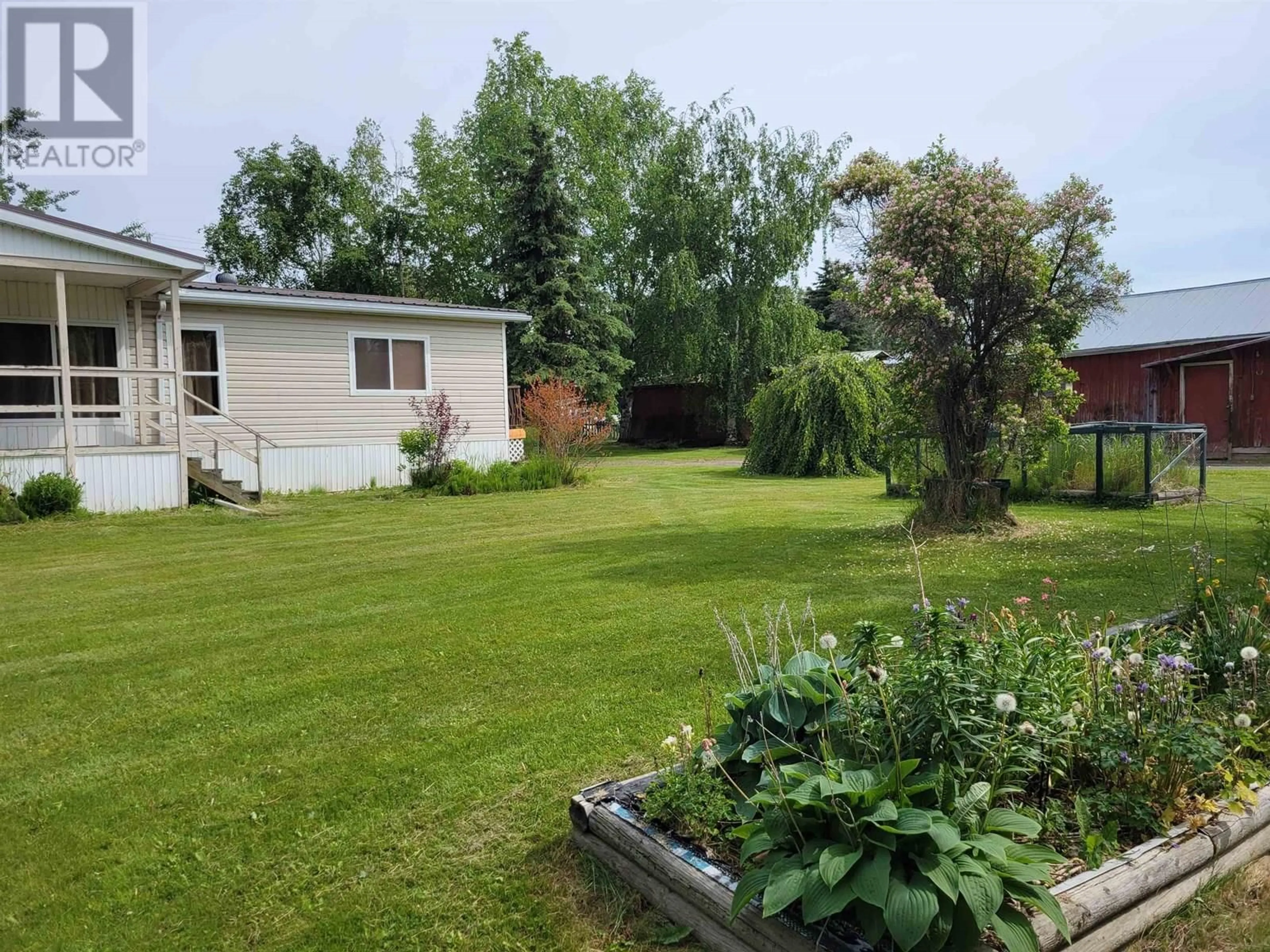 A pic from outside/outdoor area/front of a property/back of a property/a pic from drone, unknown for 346 3 RD AVENUE, Fort Fraser British Columbia V0J1N0