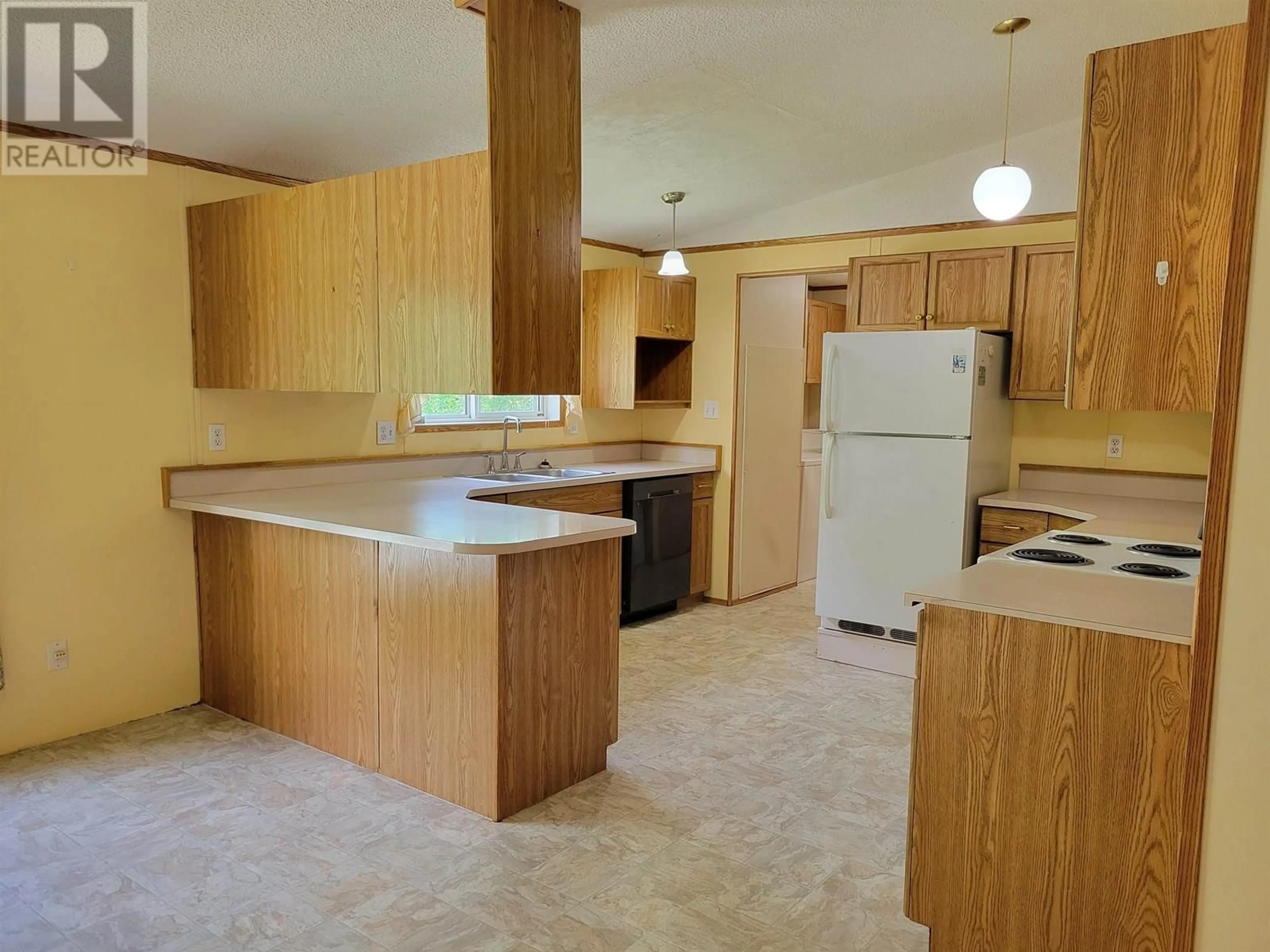 Standard kitchen, unknown for 346 3 RD AVENUE, Fort Fraser British Columbia V0J1N0