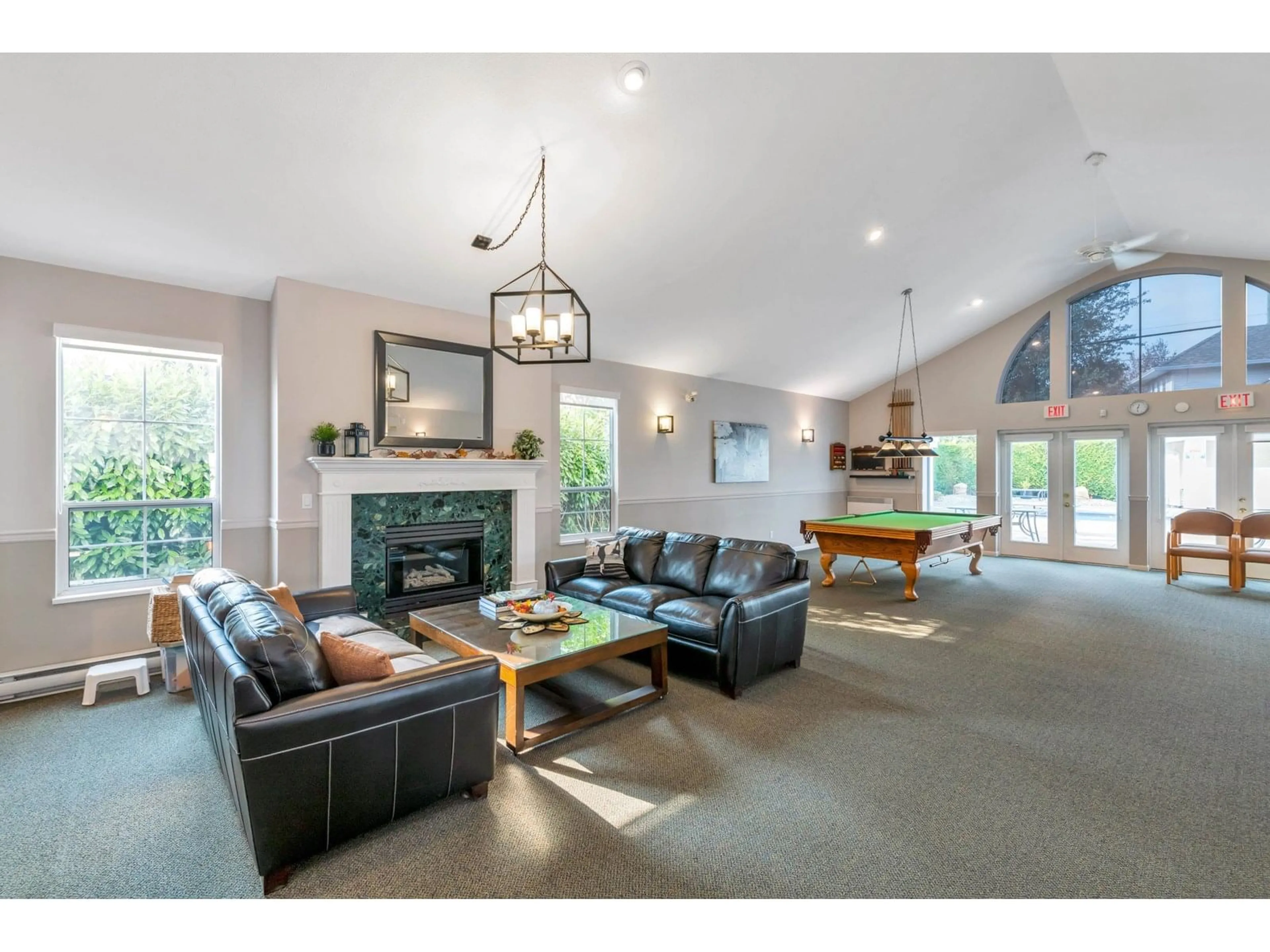 Living room with furniture, unknown for 25 - 9208 208, Langley British Columbia V1M2M9