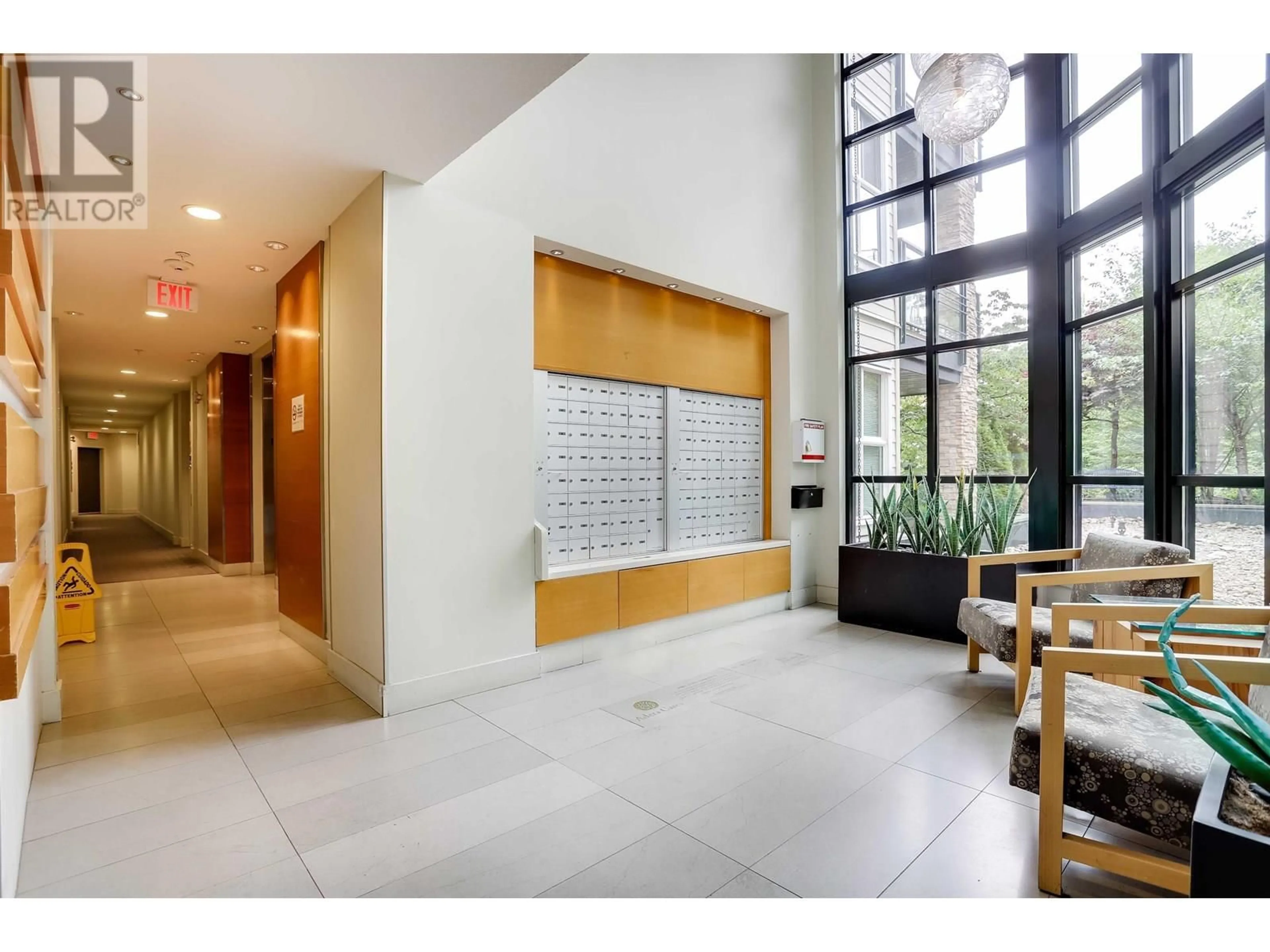 Indoor foyer for 320 - 5928 BIRNEY AVENUE, Vancouver British Columbia V6S0B5