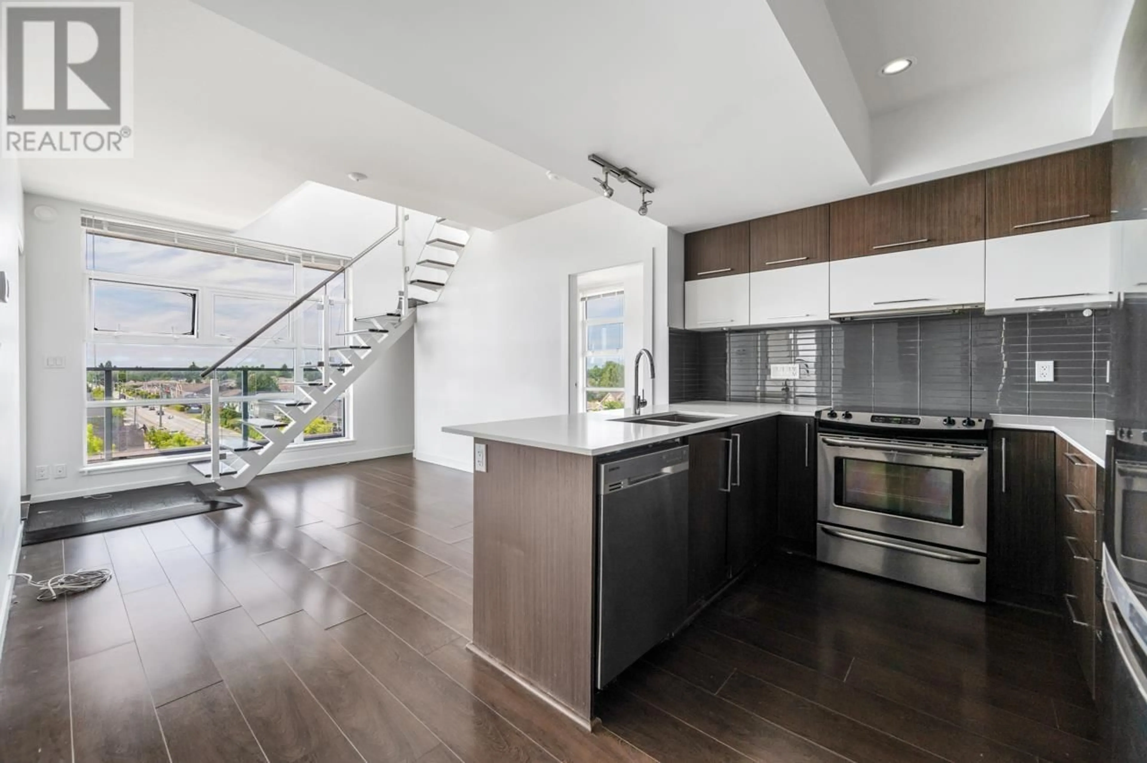Open concept kitchen, unknown for 500 - 10020 DUNOON DRIVE, Richmond British Columbia V7A0A7