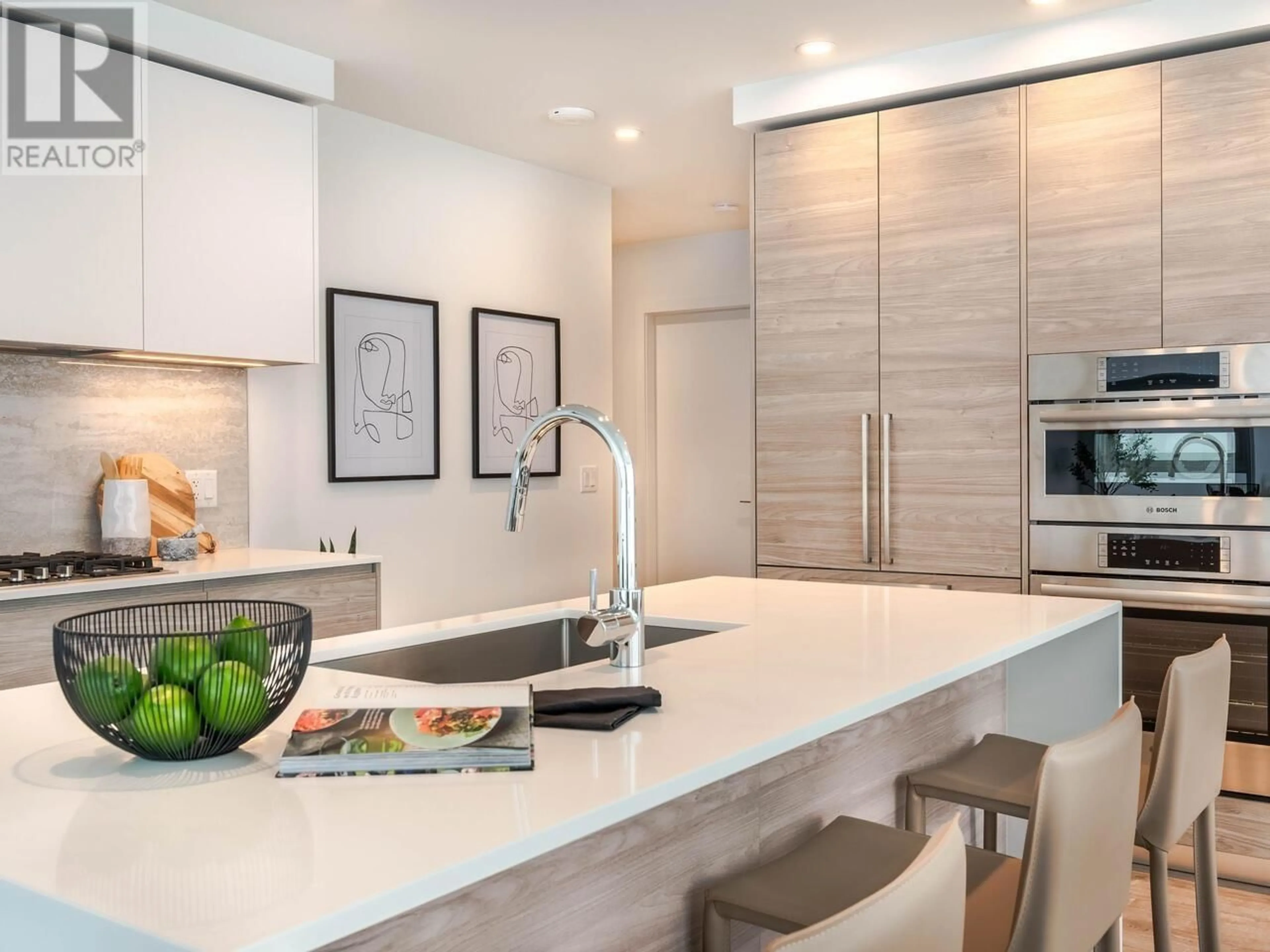 Contemporary kitchen, ceramic/tile floor for 3004 - 680 QUAYSIDE DRIVE, New Westminster British Columbia V3M0P2