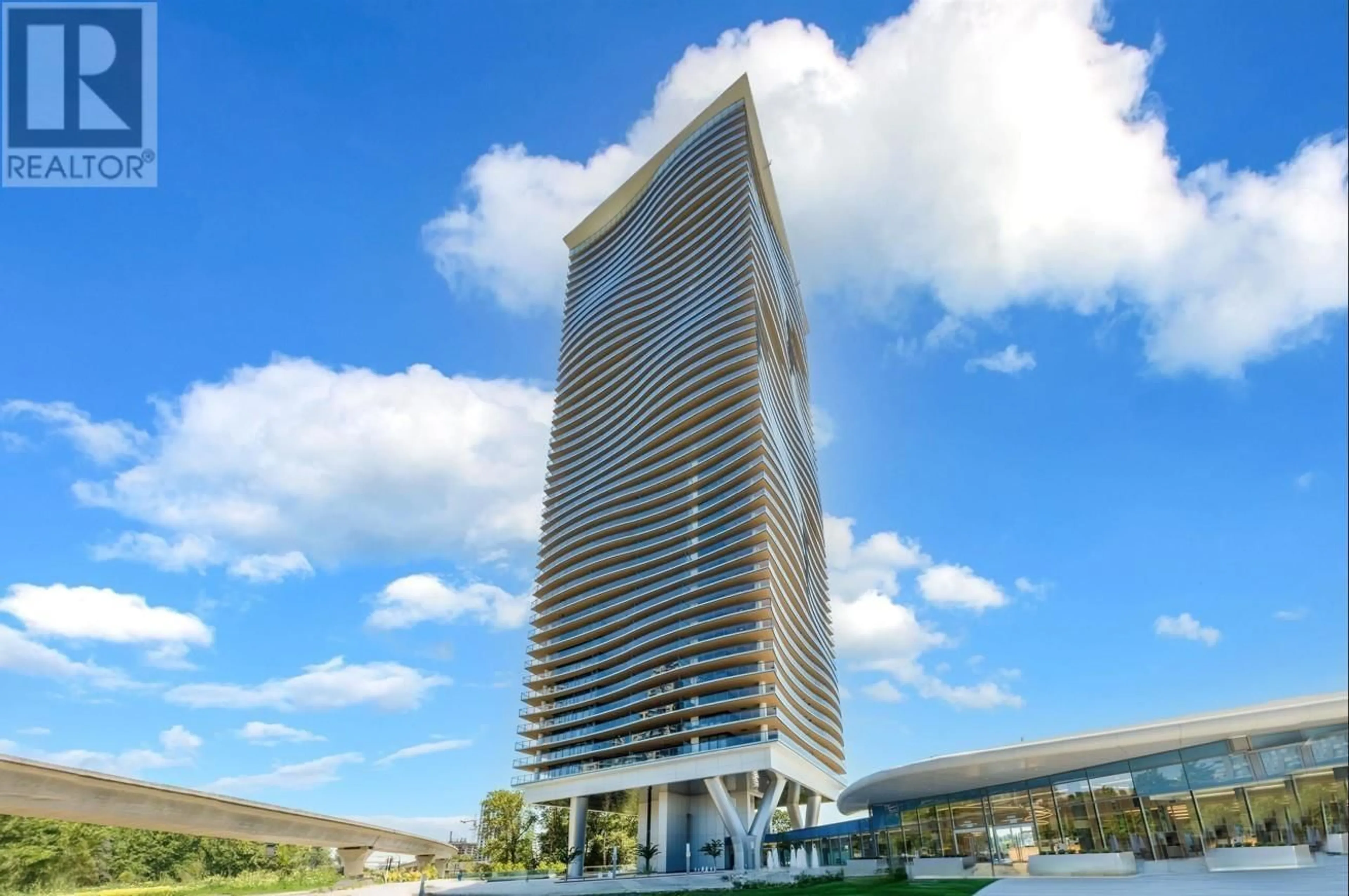 Indoor foyer for 608 - 4890 LOUGHEED HIGHWAY, Burnaby British Columbia V5C0N2