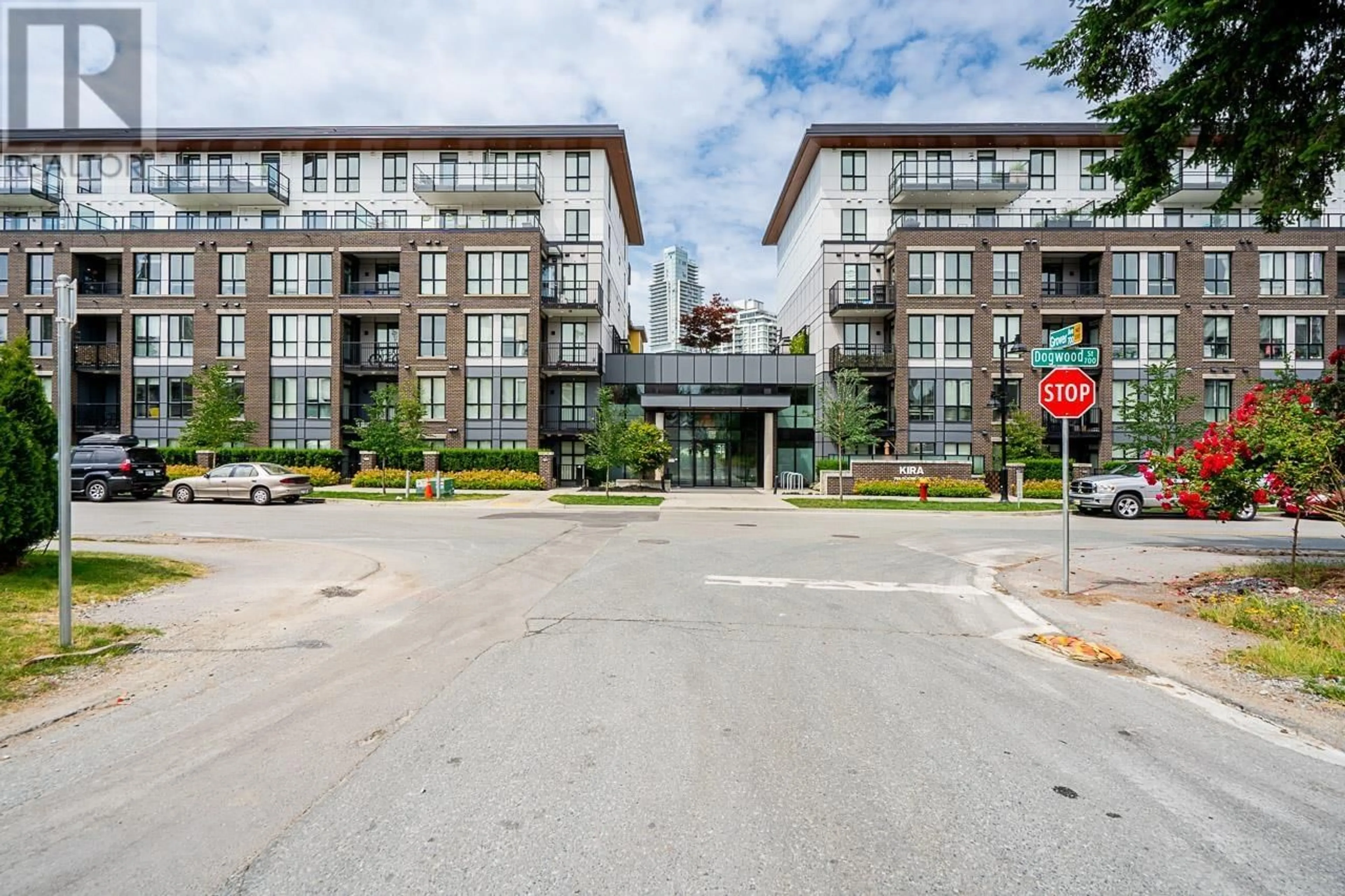 Unknown for 204 - 750 DOGWOOD STREET, Coquitlam British Columbia V3J4B7