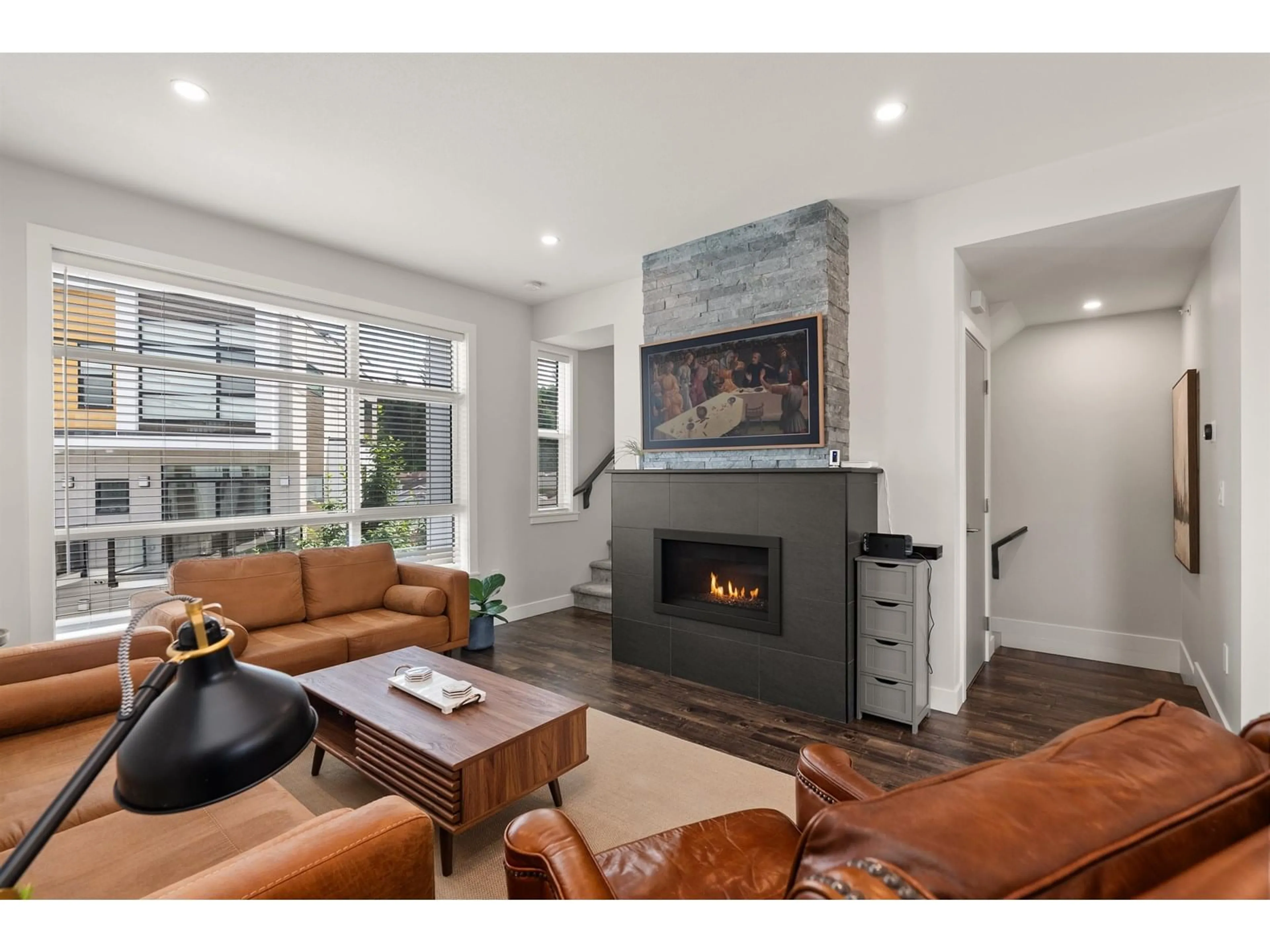 Living room with furniture, unknown for 243 - 46150 THOMAS ROAD, Chilliwack British Columbia V2S7H4