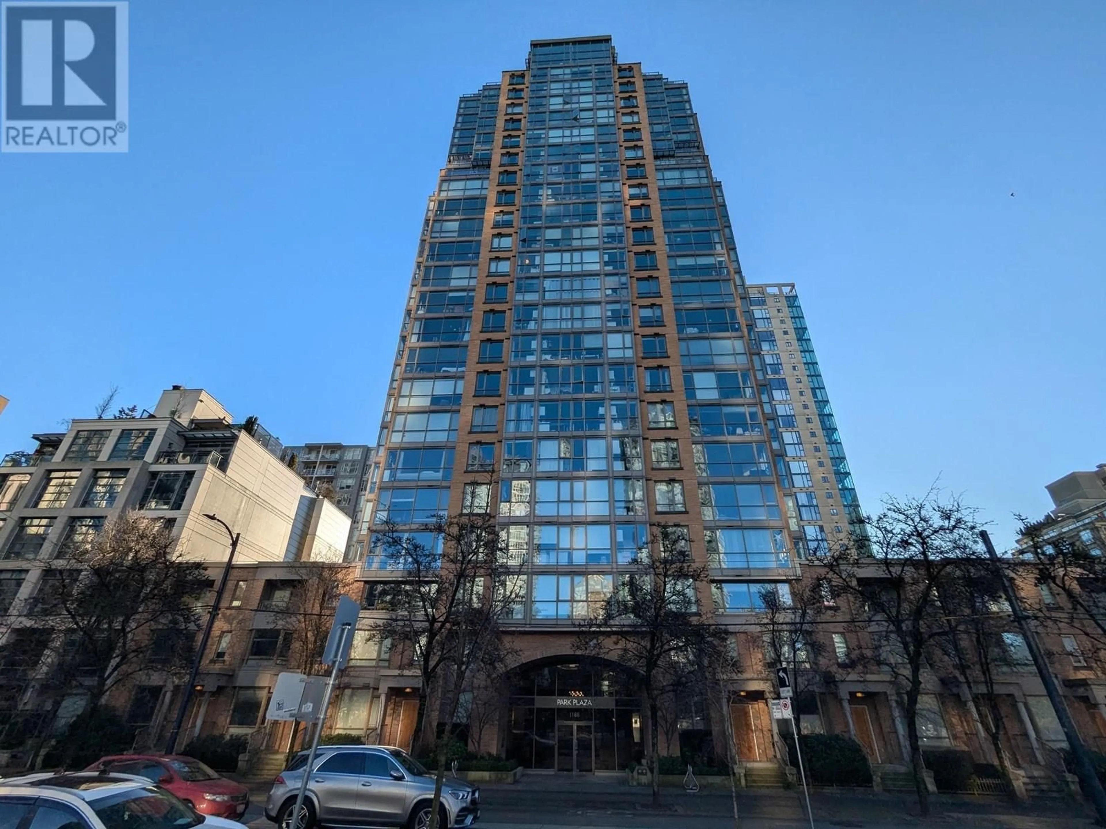 Indoor foyer for 2207 - 1188 RICHARDS STREET, Vancouver British Columbia V6B3E6