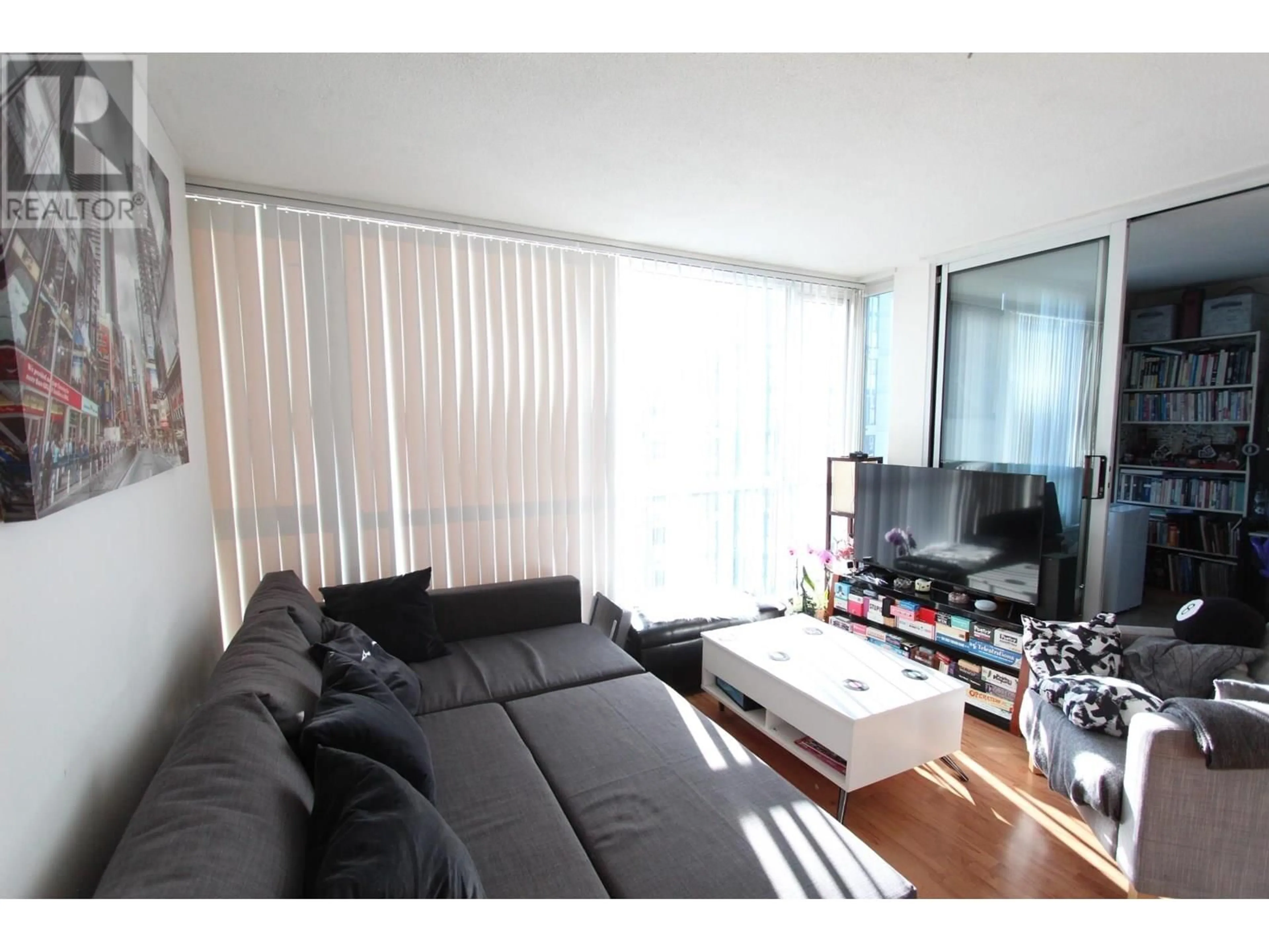 A pic of a room for 2207 - 1188 RICHARDS STREET, Vancouver British Columbia V6B3E6