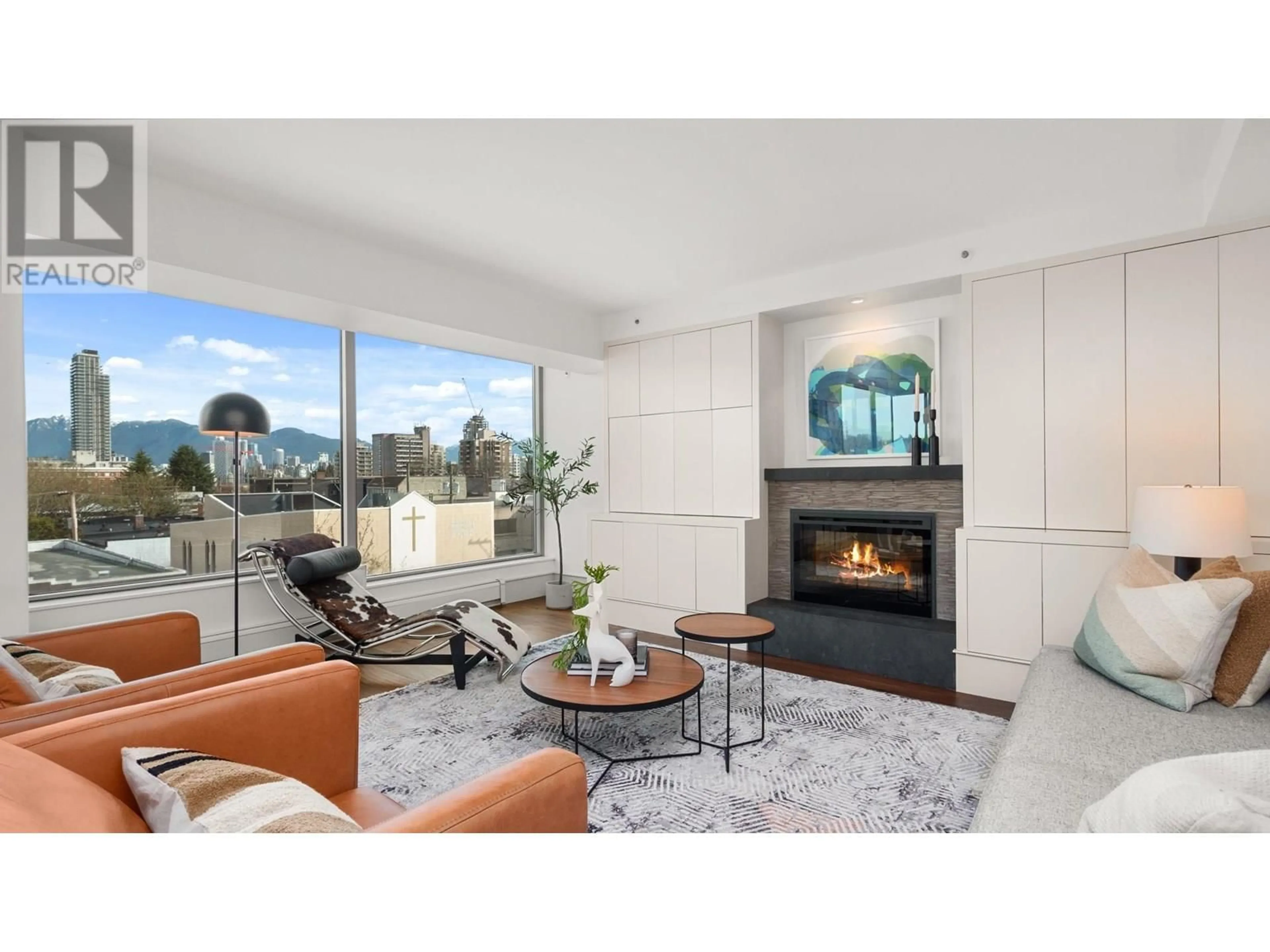 Living room with furniture, unknown for 501 - 1550 15TH AVENUE, Vancouver British Columbia V6J2K6