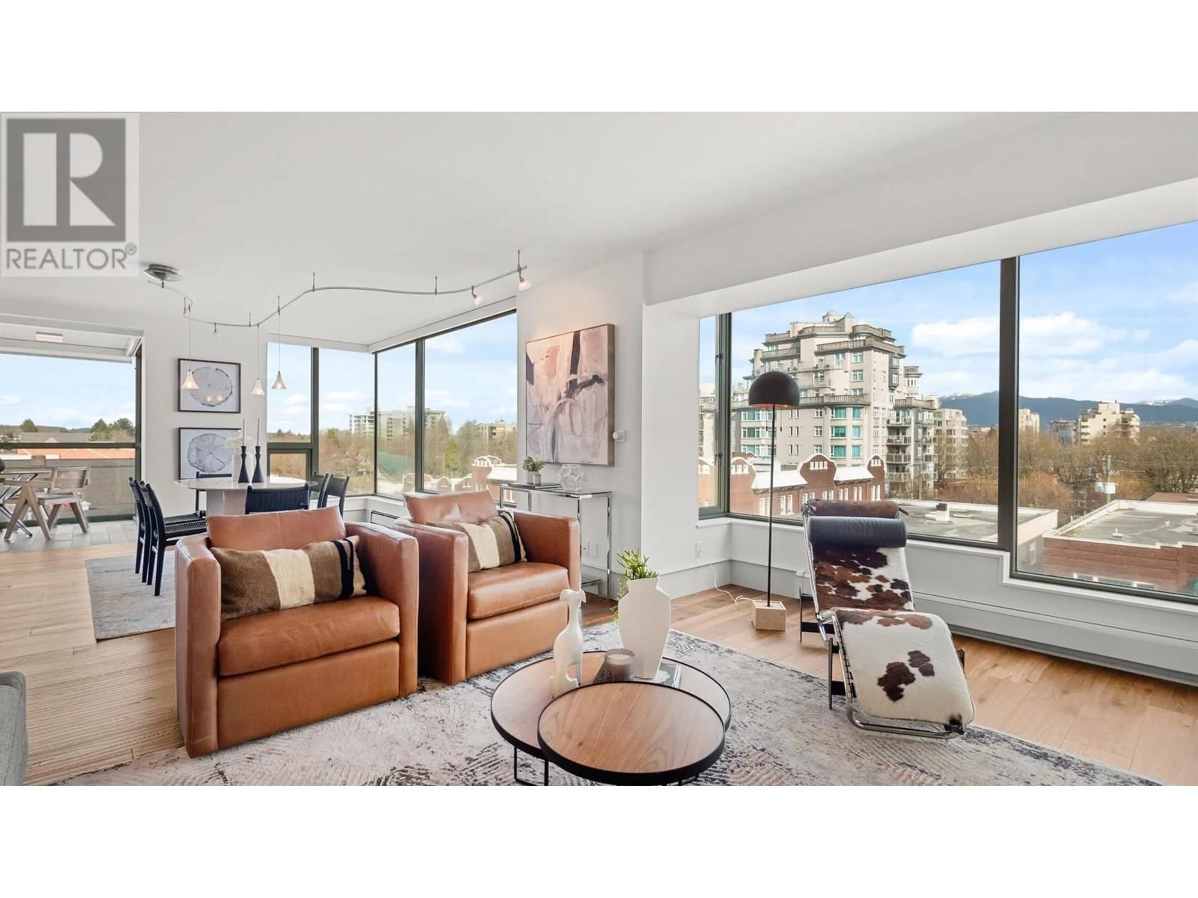 Living room with furniture, unknown for 501 - 1550 15TH AVENUE, Vancouver British Columbia V6J2K6