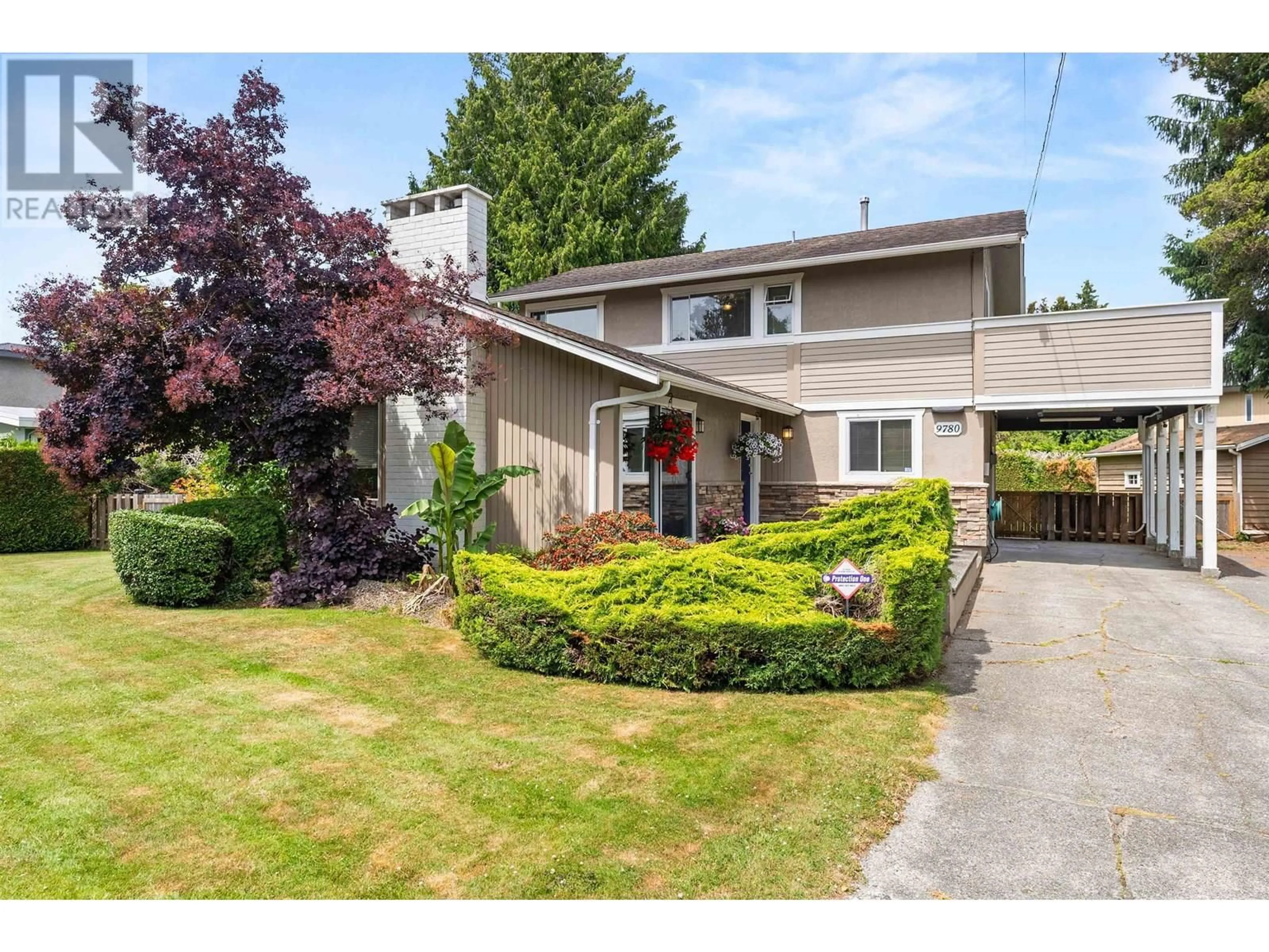 Home with vinyl exterior material, street for 9780 PINEWELL CRESCENT, Richmond British Columbia V7A2C9