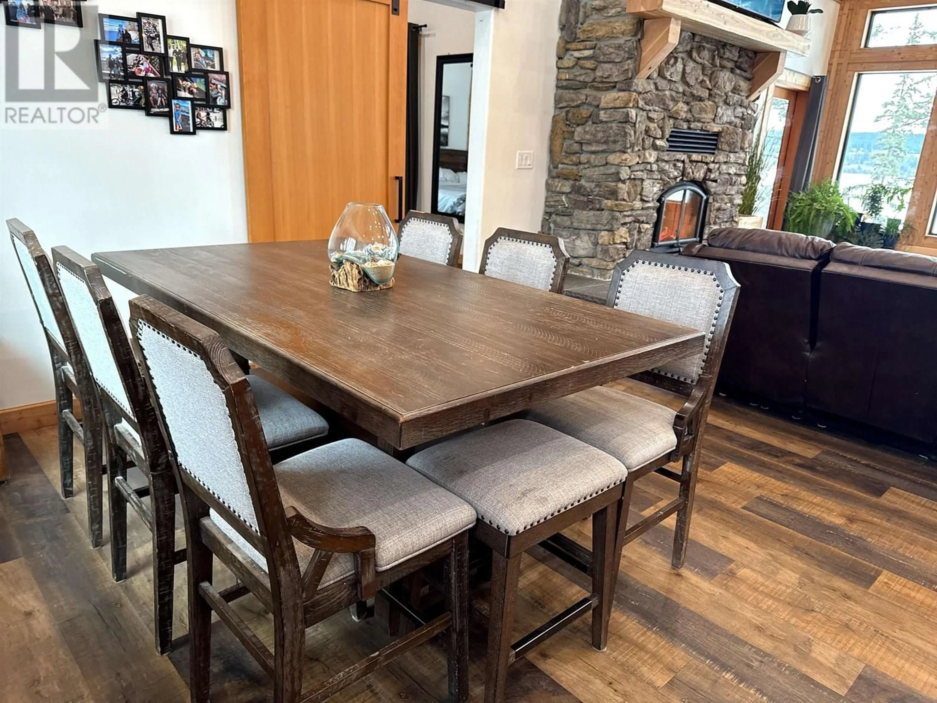 Dining room, wood/laminate floor for 4164 MOSER ROAD, Lac La Hache British Columbia V0K1T0