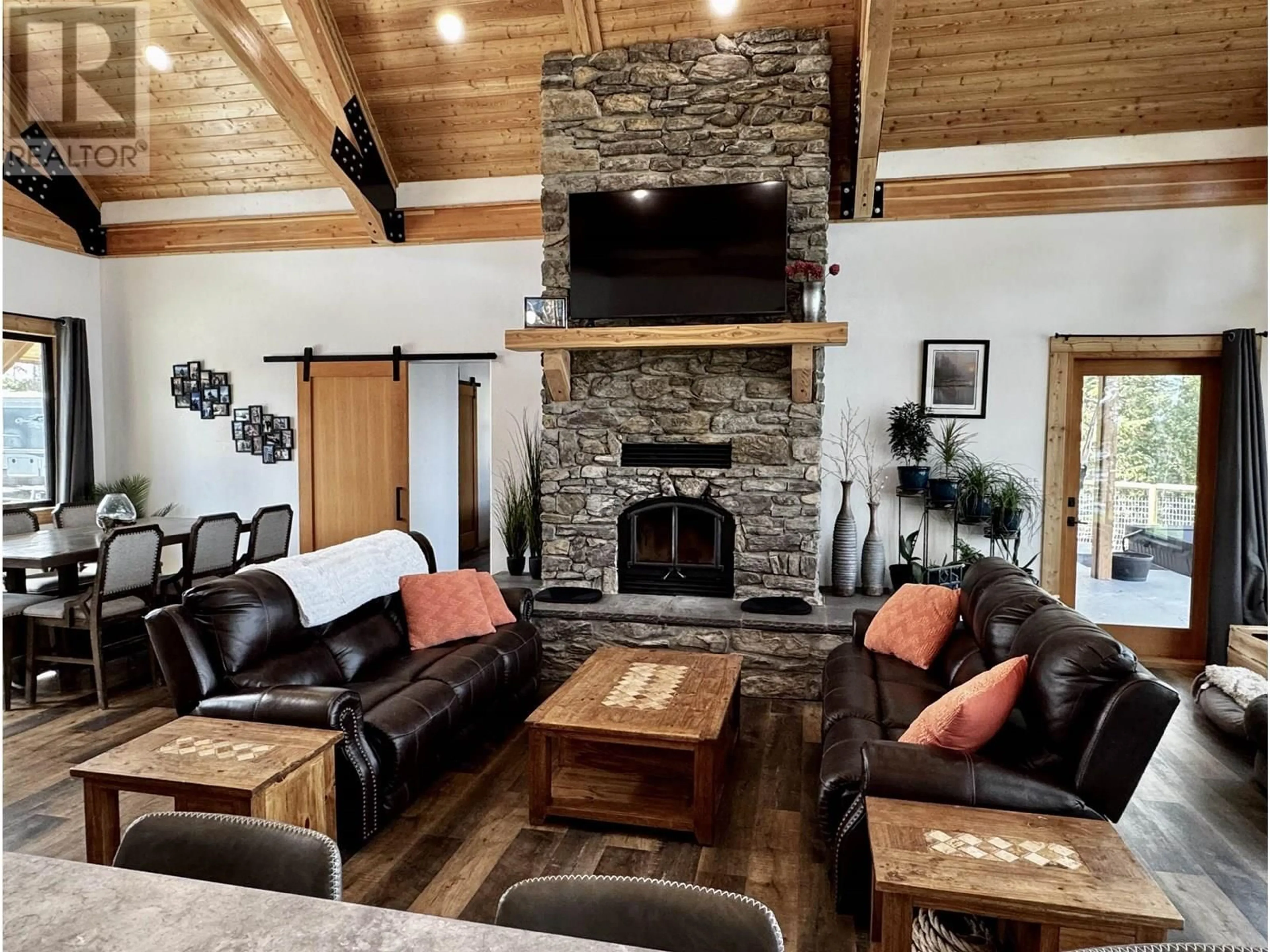 Living room with furniture, unknown for 4164 MOSER ROAD, Lac La Hache British Columbia V0K1T0