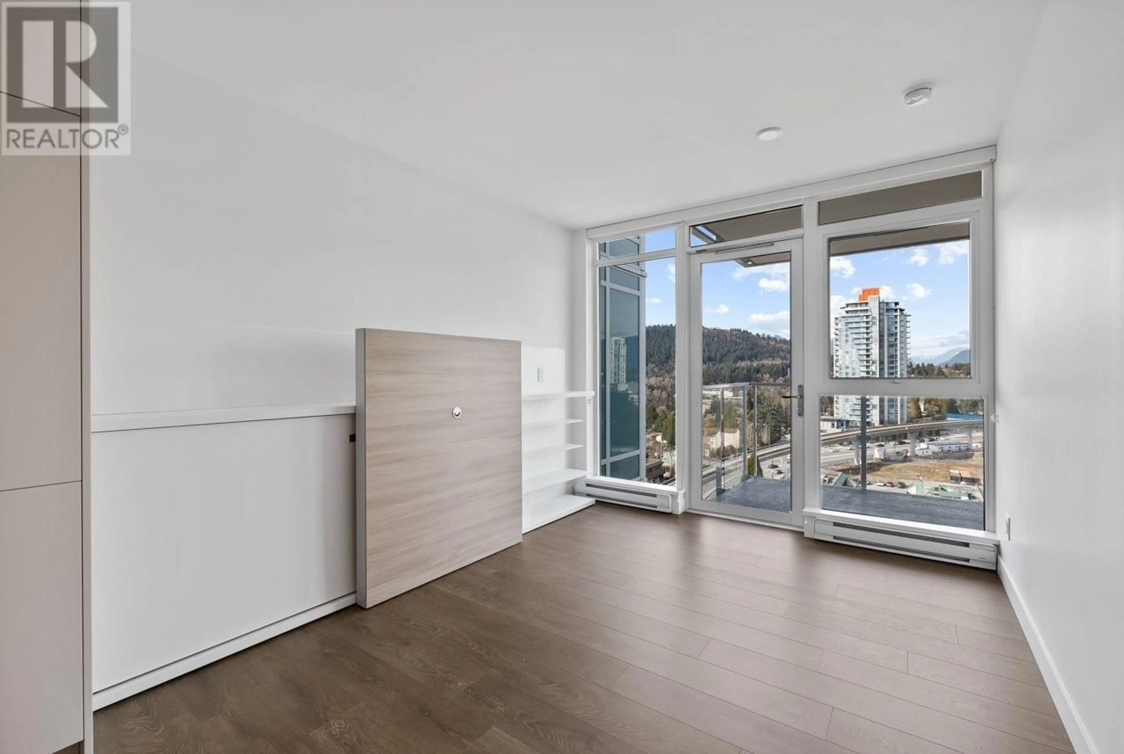 A pic of a room for 1508 - 652 WHITING WAY, Coquitlam British Columbia V3J0K3