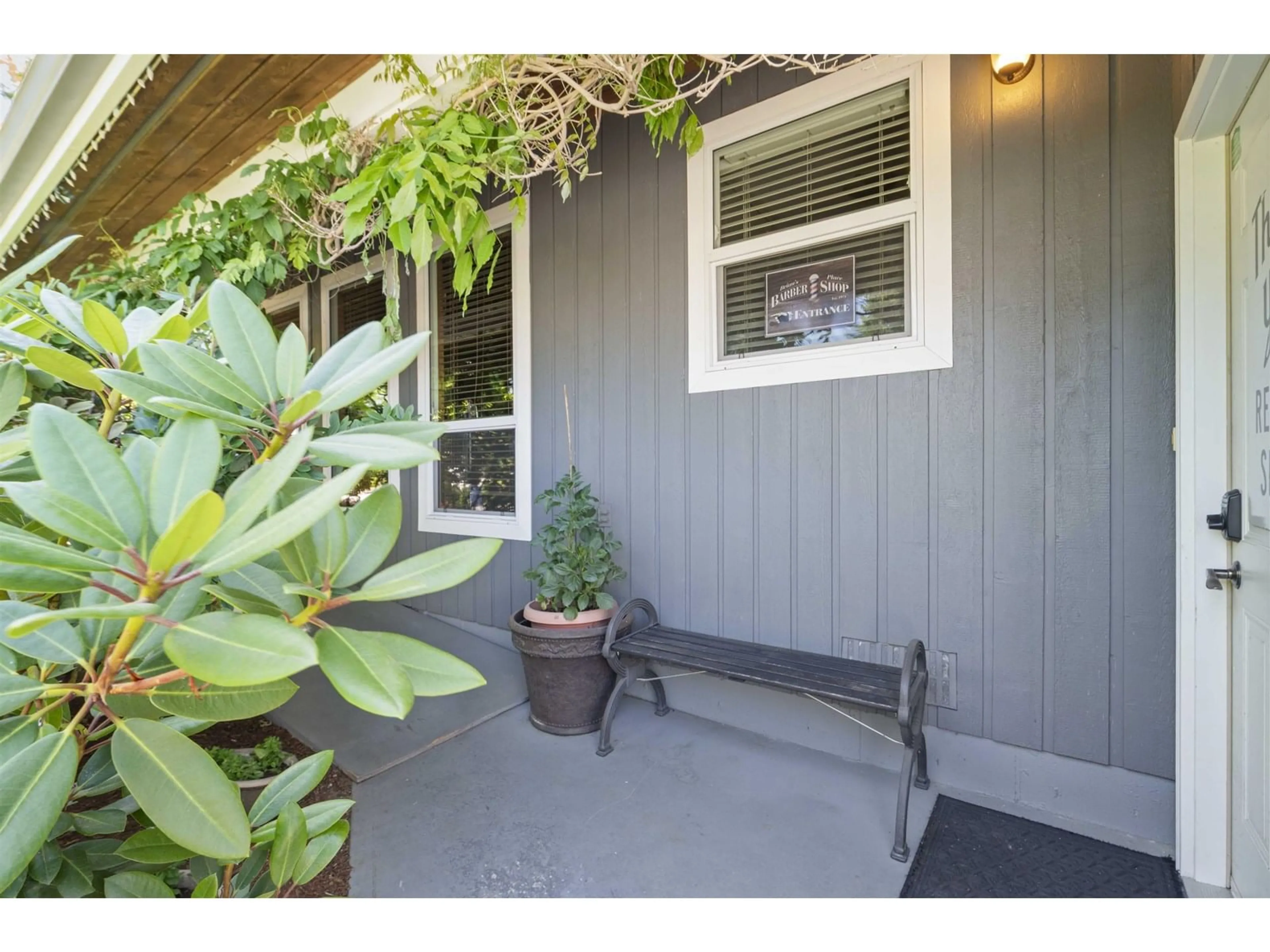 Indoor entryway for 32721 BELLVUE, Abbotsford British Columbia V2S5K3