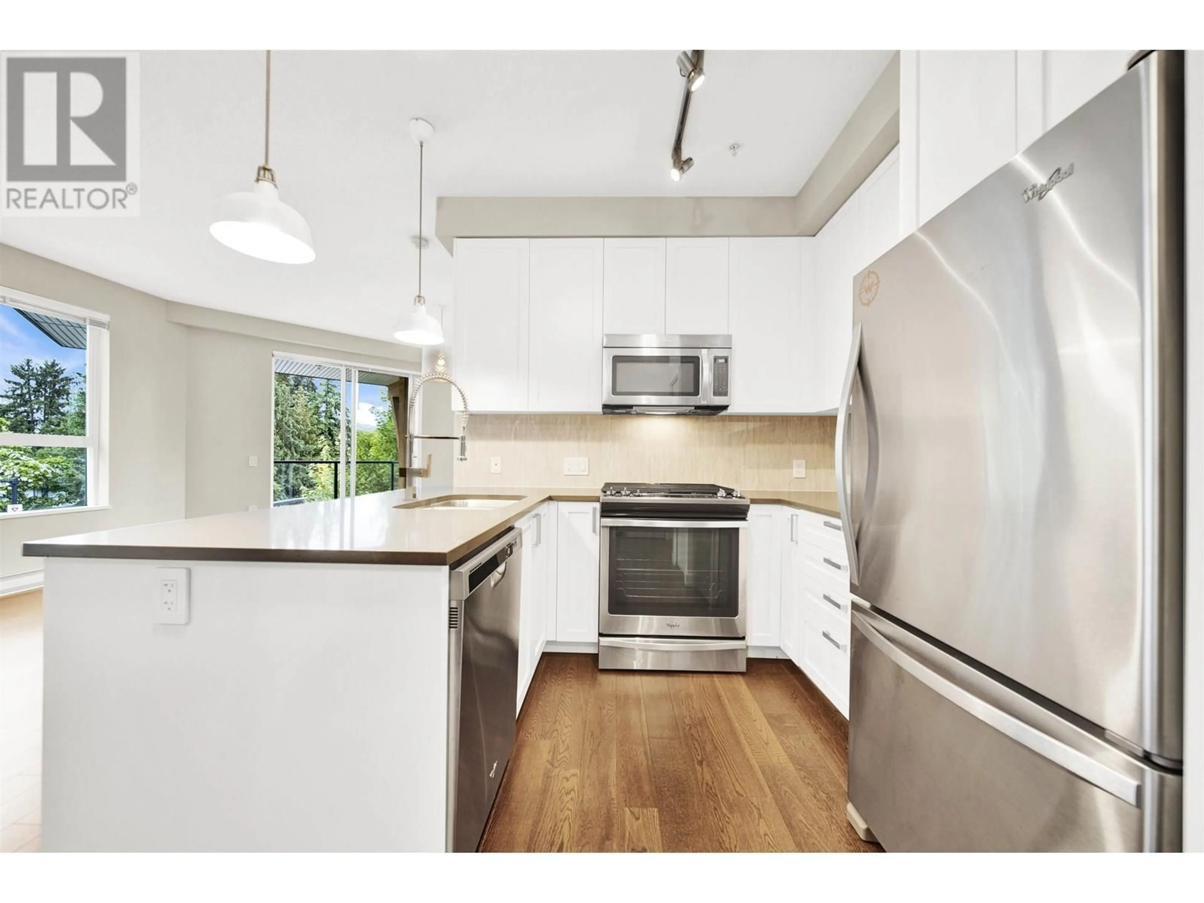 Standard kitchen, unknown for 306 - 12409 HARRIS ROAD, Pitt Meadows British Columbia V3Y0E8