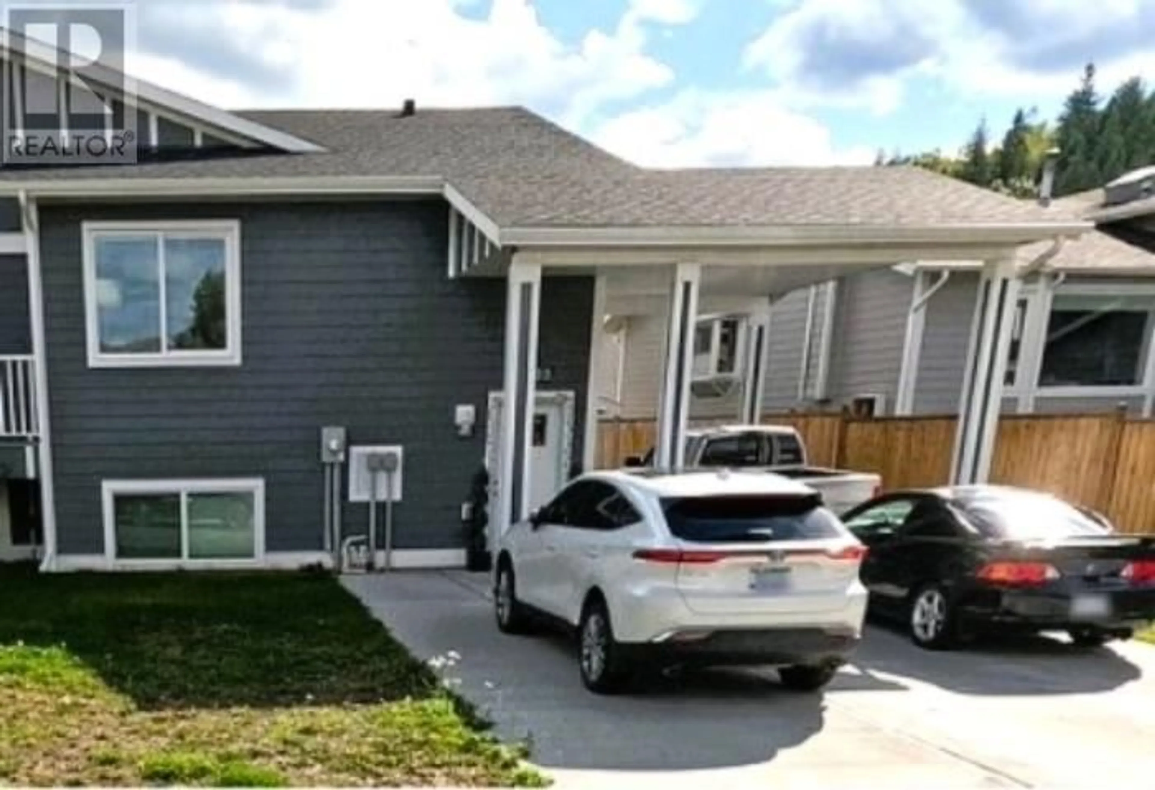 Home with vinyl exterior material, street for 3803 PINEWOOD AVENUE, Prince George British Columbia V2N4W4