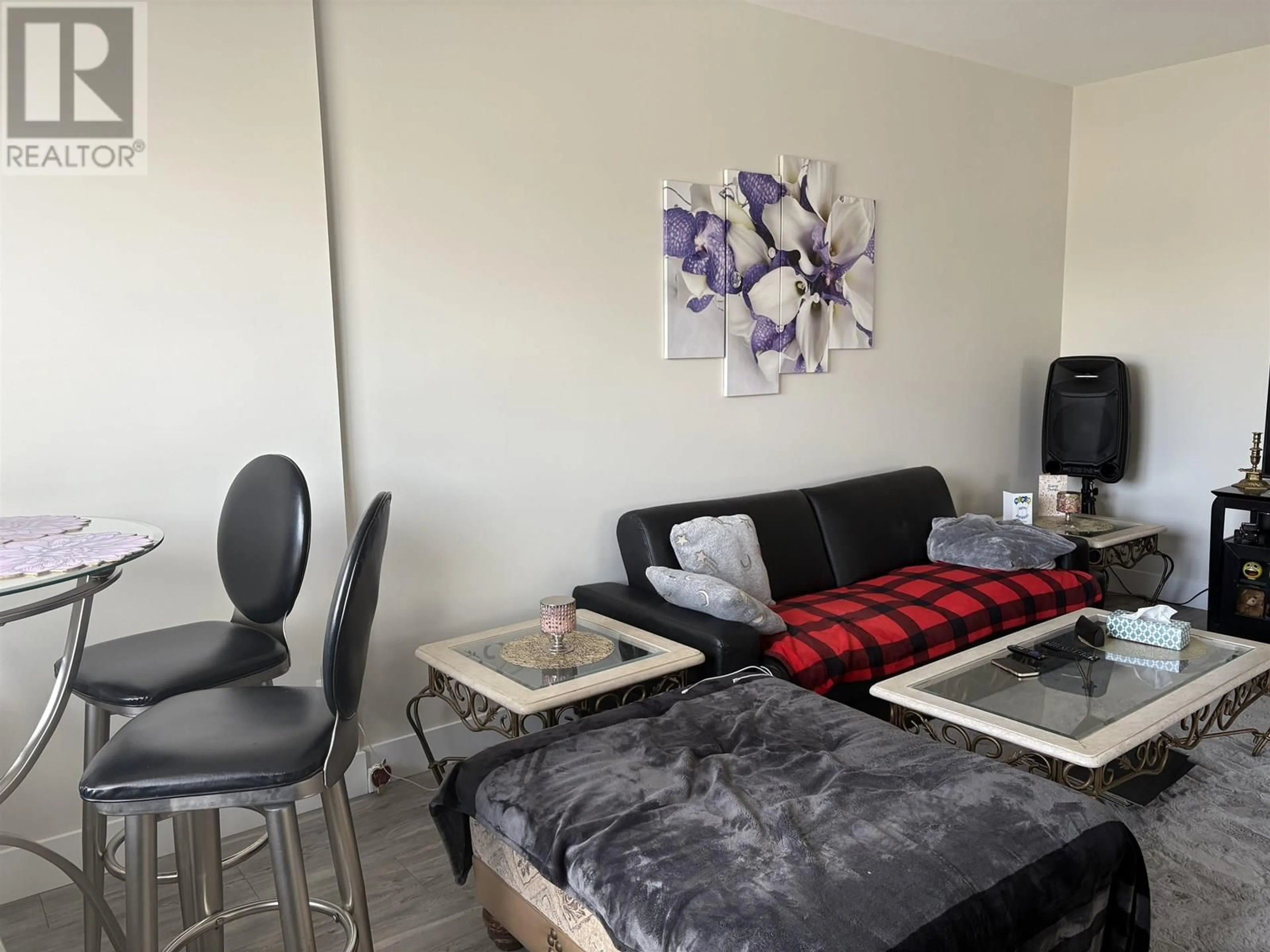 A pic of a room for 3803 PINEWOOD AVENUE, Prince George British Columbia V2N4W4