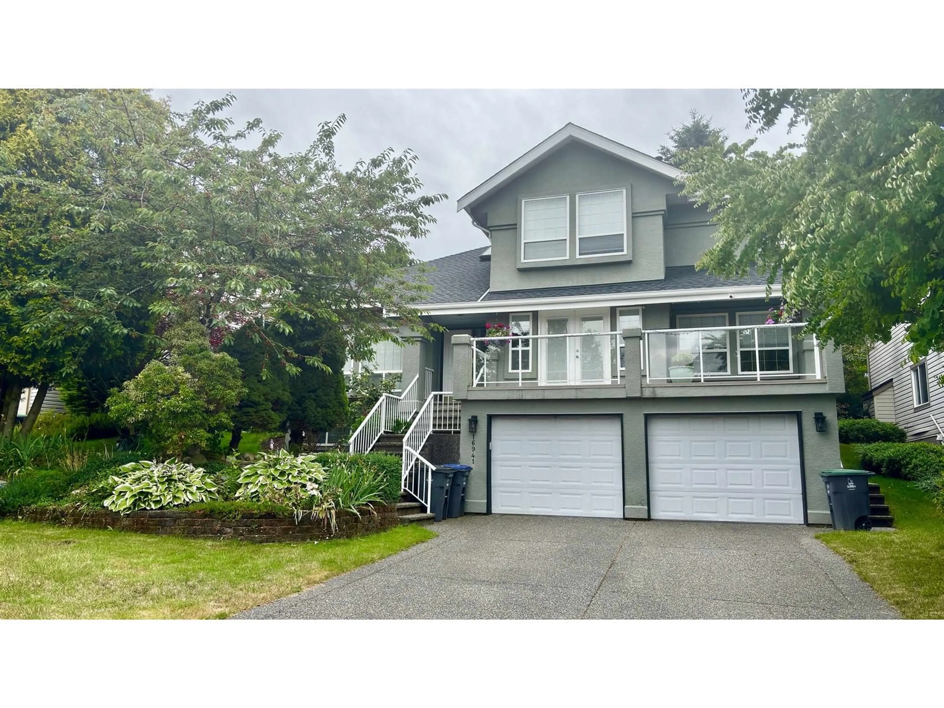 Home with vinyl exterior material, street for 16941 FRIESIAN, Surrey British Columbia V3S8P2