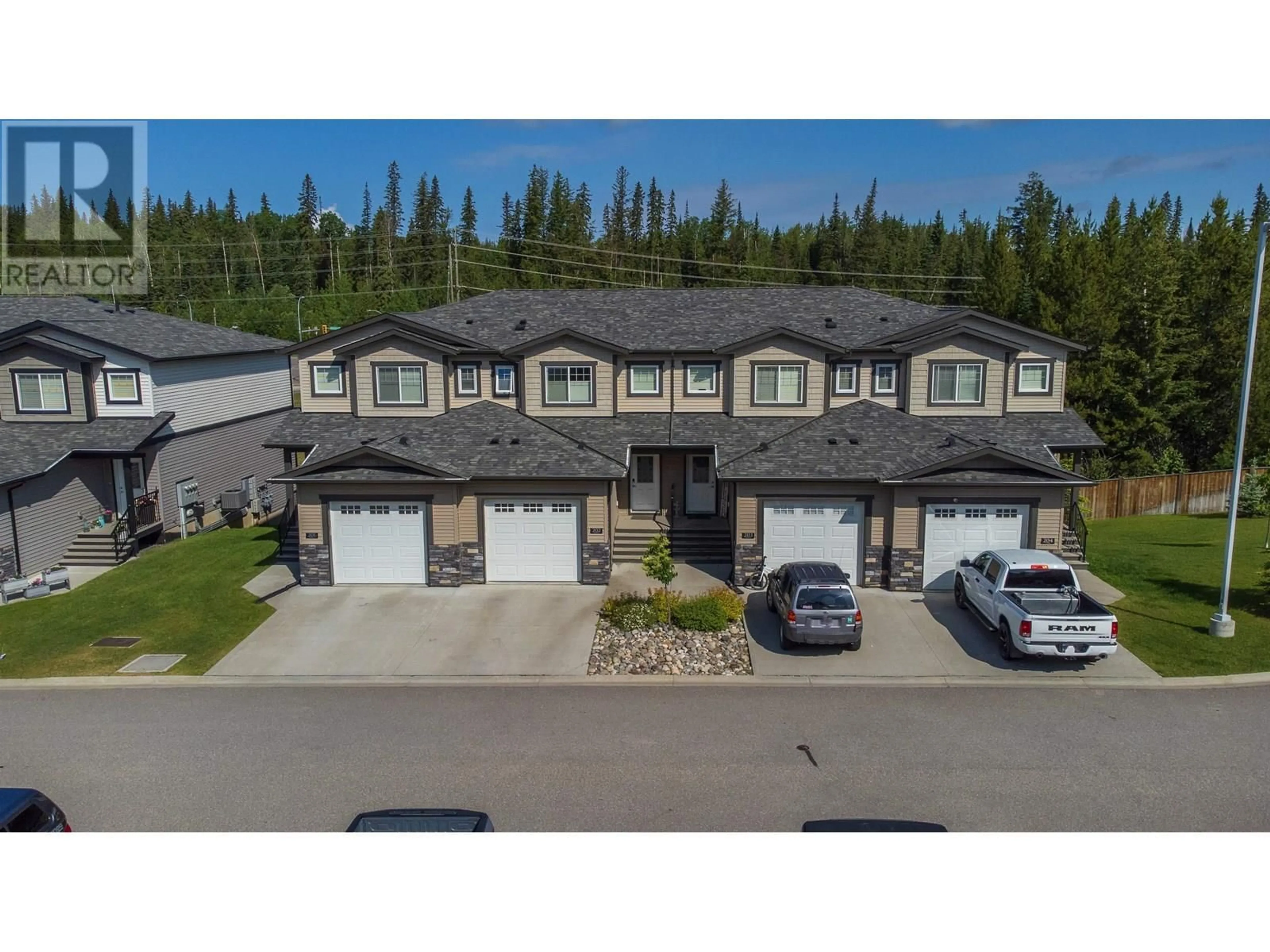 A pic from outside/outdoor area/front of a property/back of a property/a pic from drone, unknown for 202 - 6798 WESTGATE AVENUE, Prince George British Columbia V2N0H6