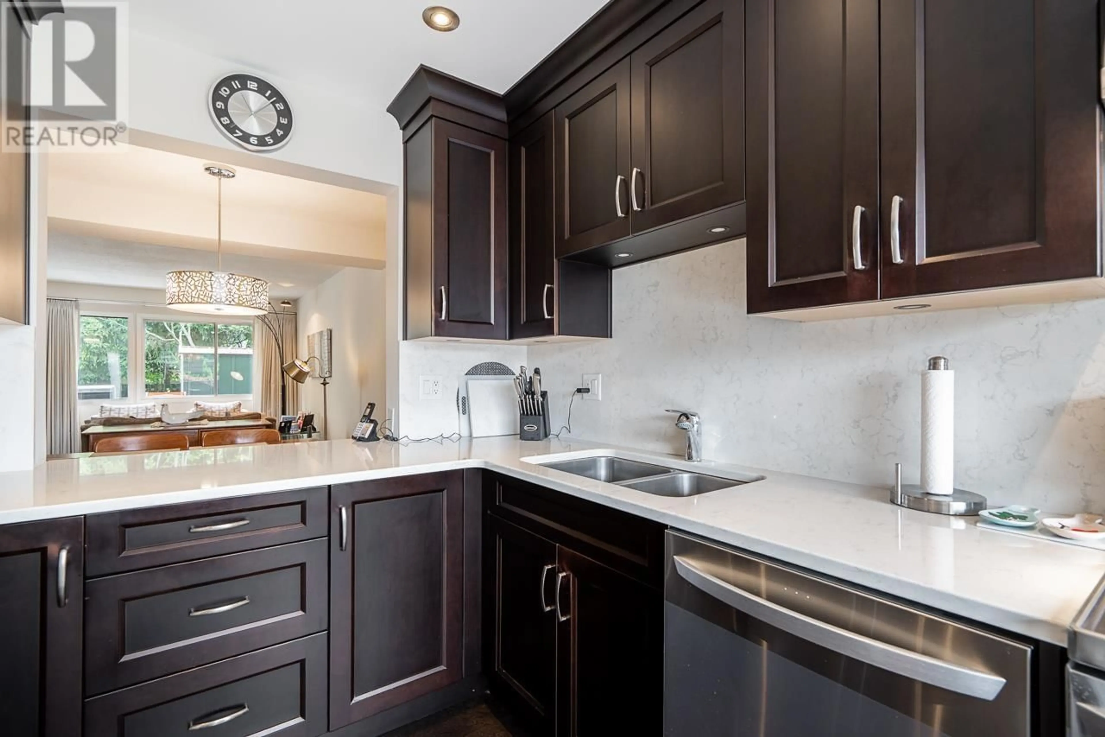Unknown for 7379 MONTECITO DRIVE, Burnaby British Columbia V5A1R4