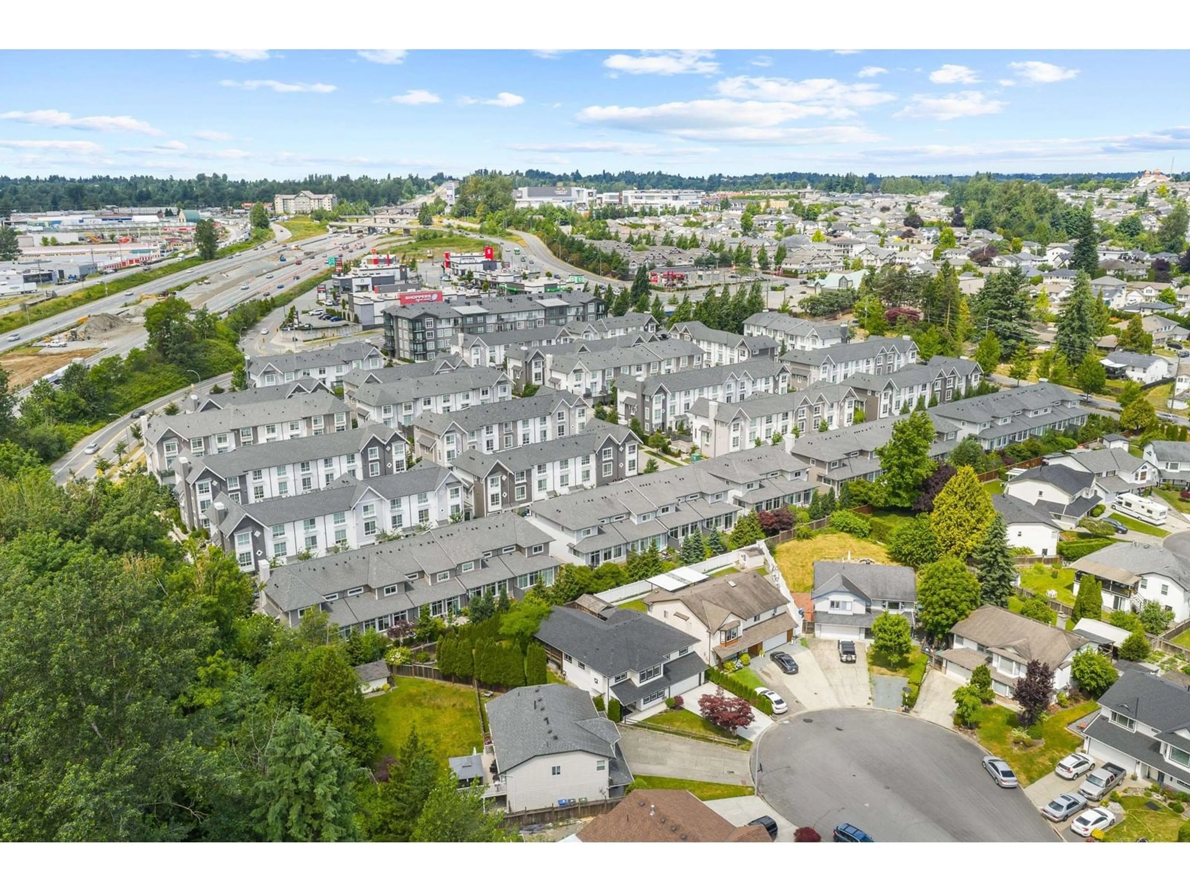 A pic from outside/outdoor area/front of a property/back of a property/a pic from drone, unknown for 36 - 2838 LIVINGSTONE, Abbotsford British Columbia V2T0J1