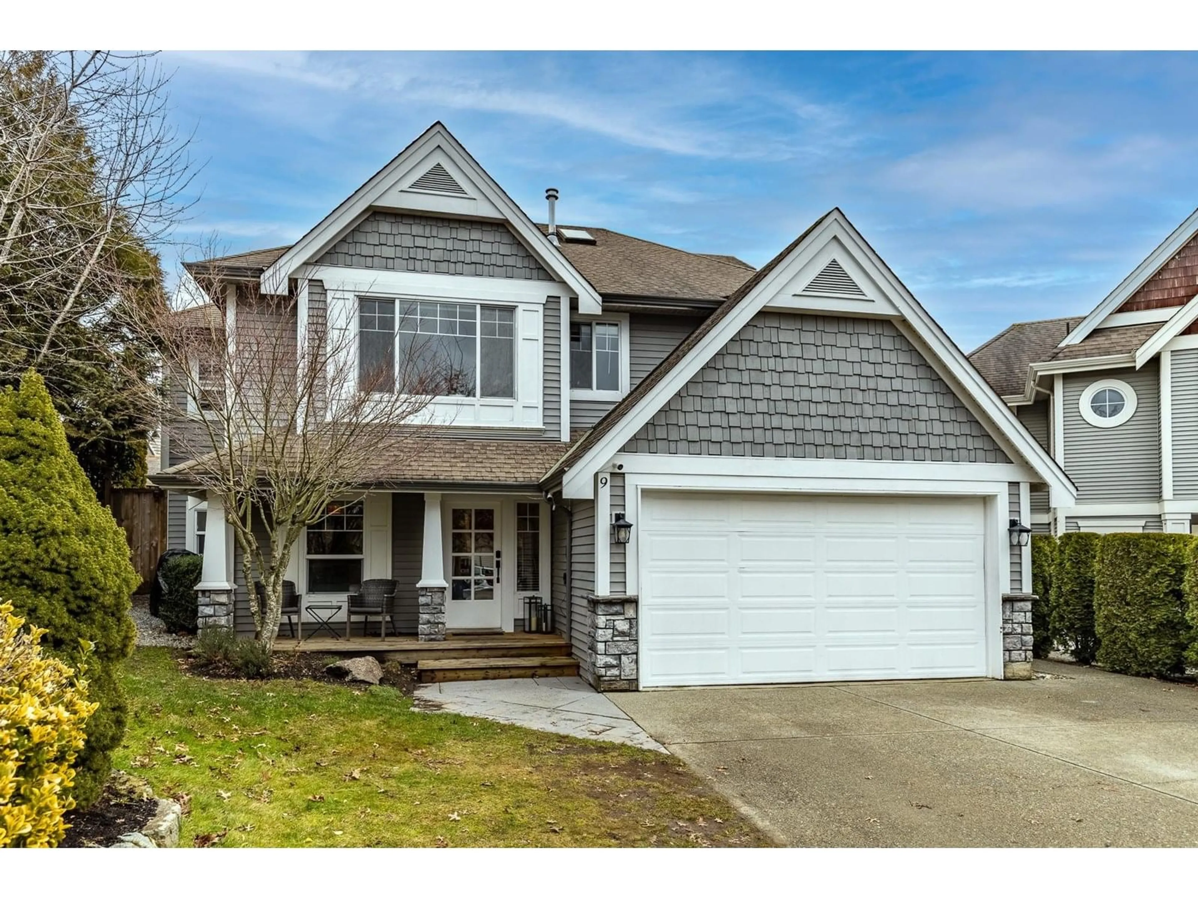Home with vinyl exterior material, street for 9 - 31491 SPUR, Abbotsford British Columbia V2T6W9