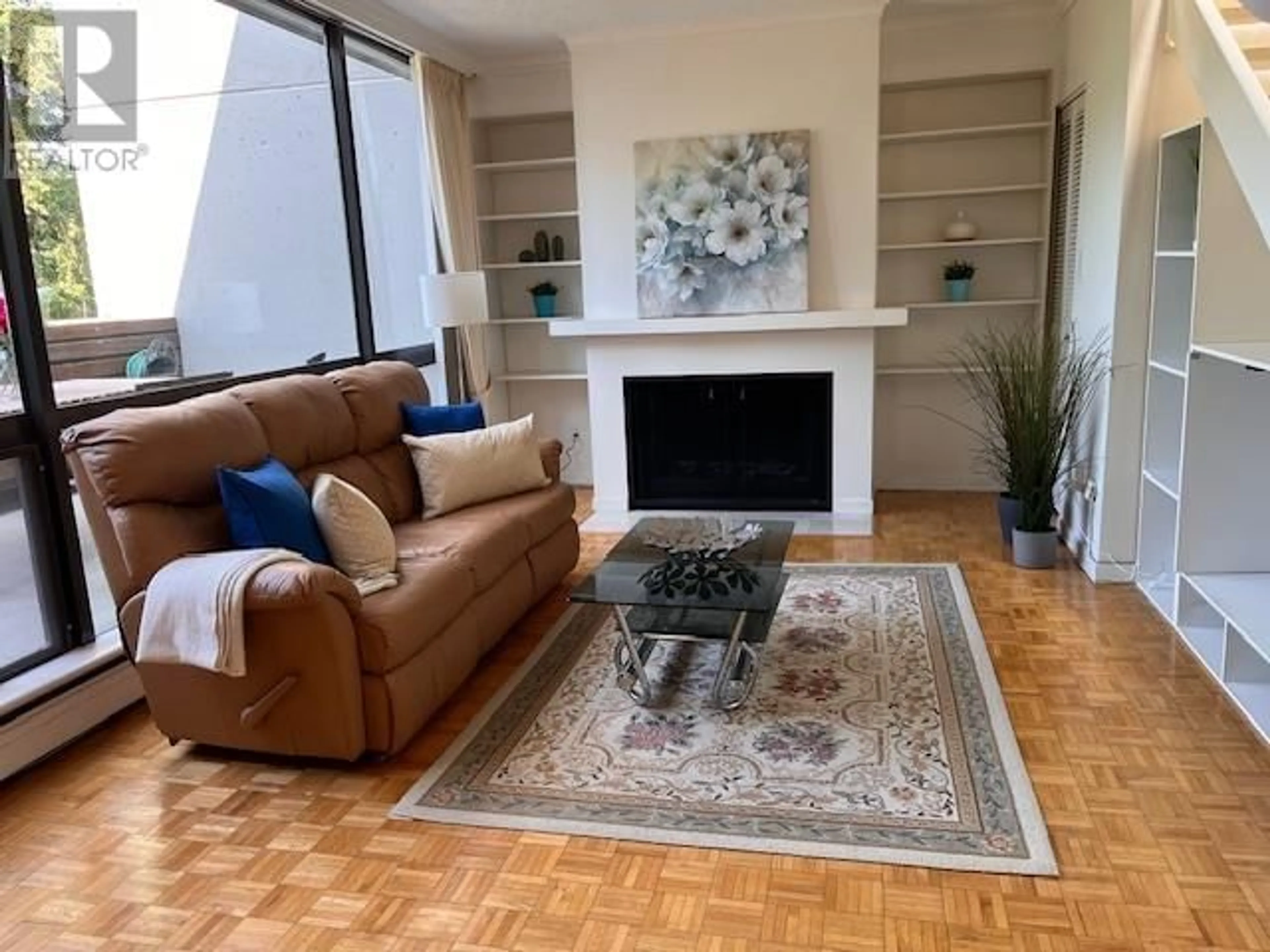 Living room with furniture, unknown for 512 - 4900 CARTIER STREET, Vancouver British Columbia V6M4H2