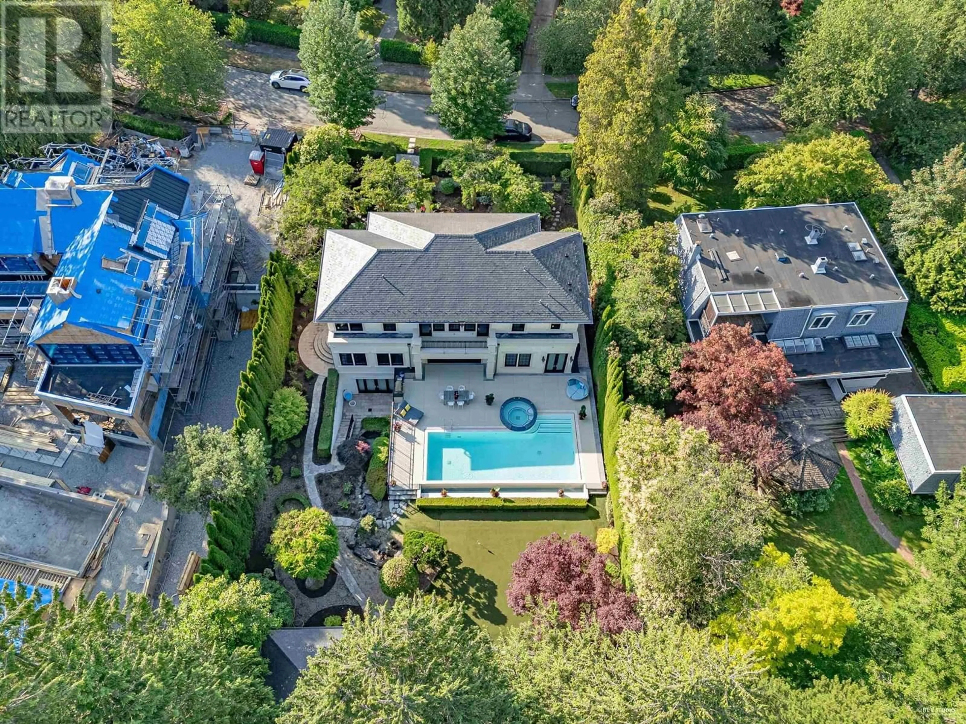 A pic from outside/outdoor area/front of a property/back of a property/a pic from drone, street for 1630 AVONDALE AVENUE, Vancouver British Columbia V6M1S1