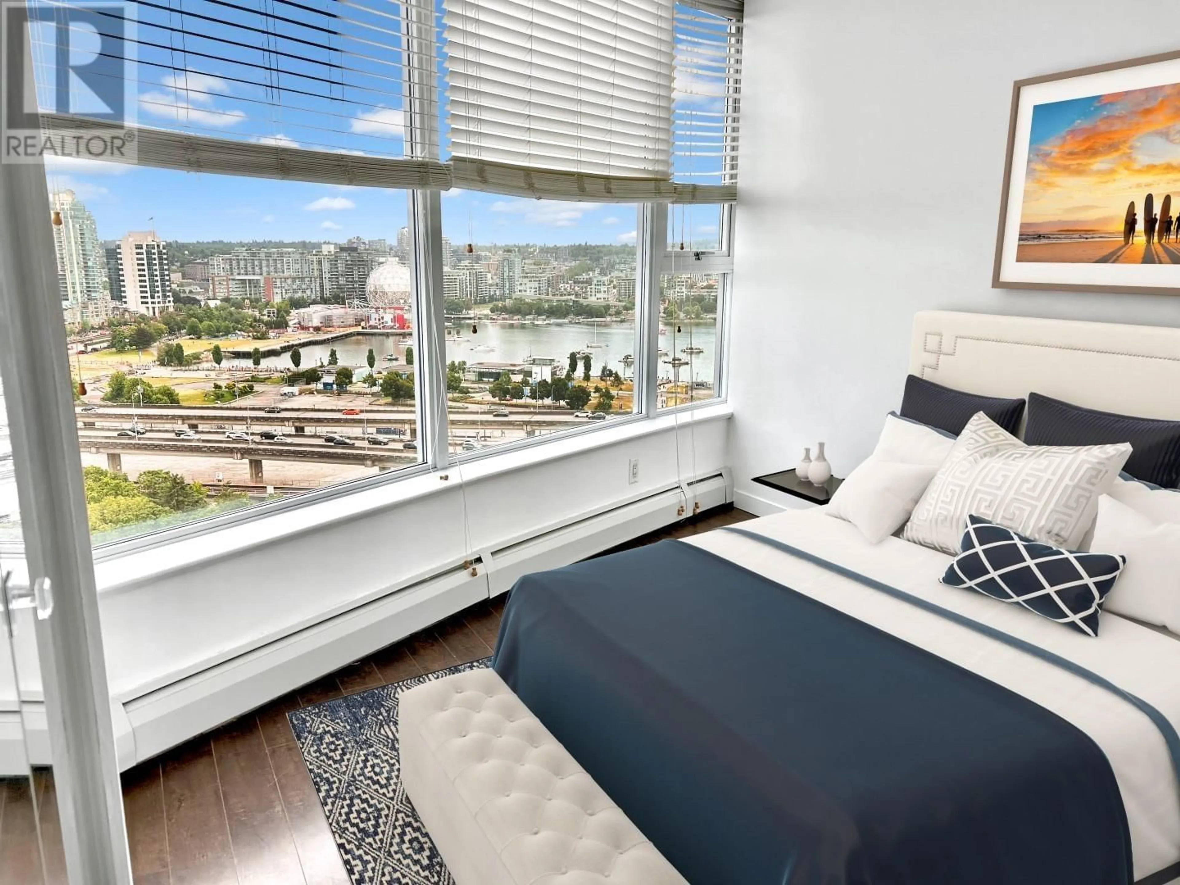 Bedroom with bed, unknown for 2208 - 58 KEEFER PLACE, Vancouver British Columbia V7X1S8