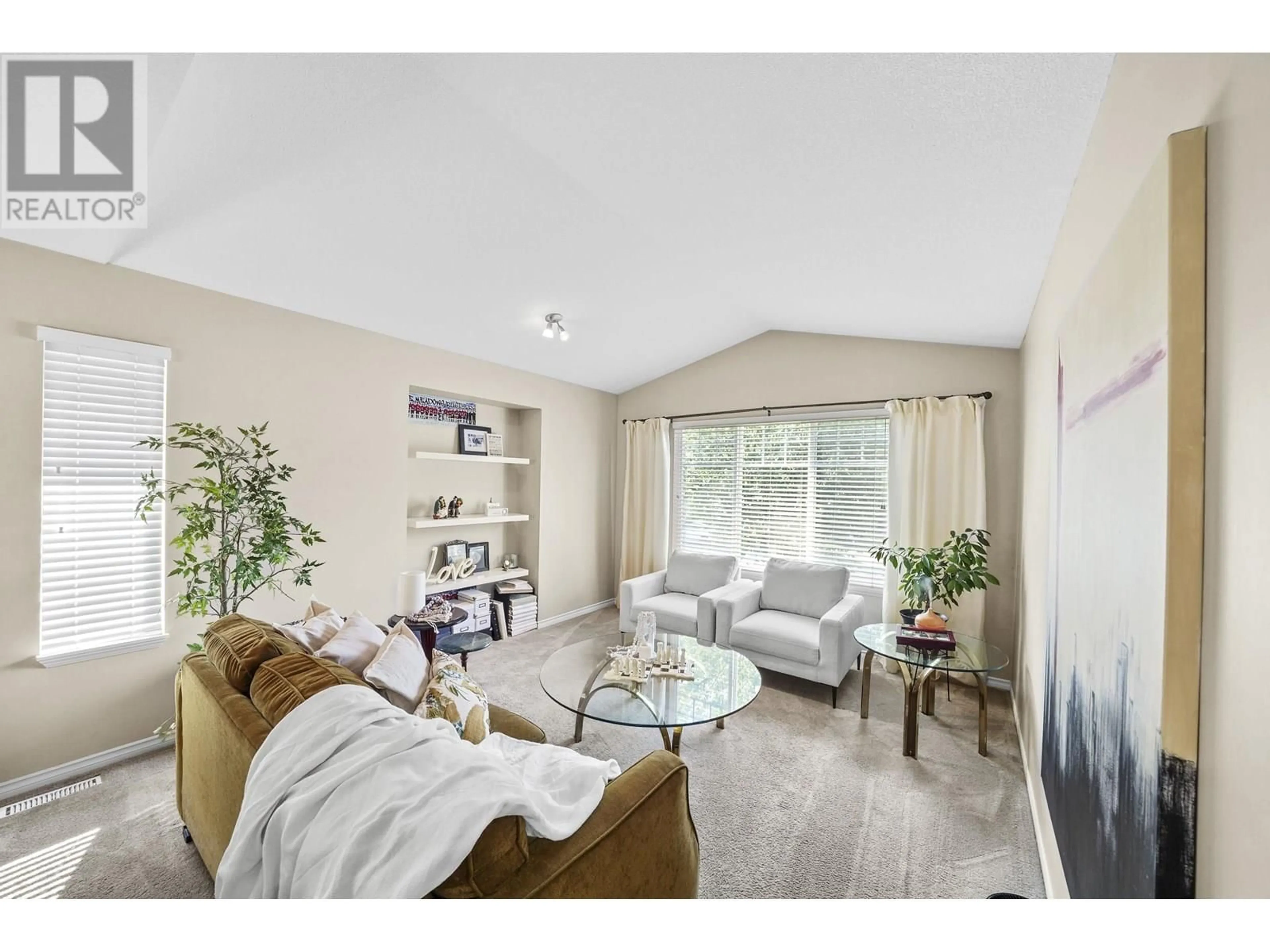 Living room with furniture, unknown for 23649 KANAKA WAY, Maple Ridge British Columbia V2N1E5