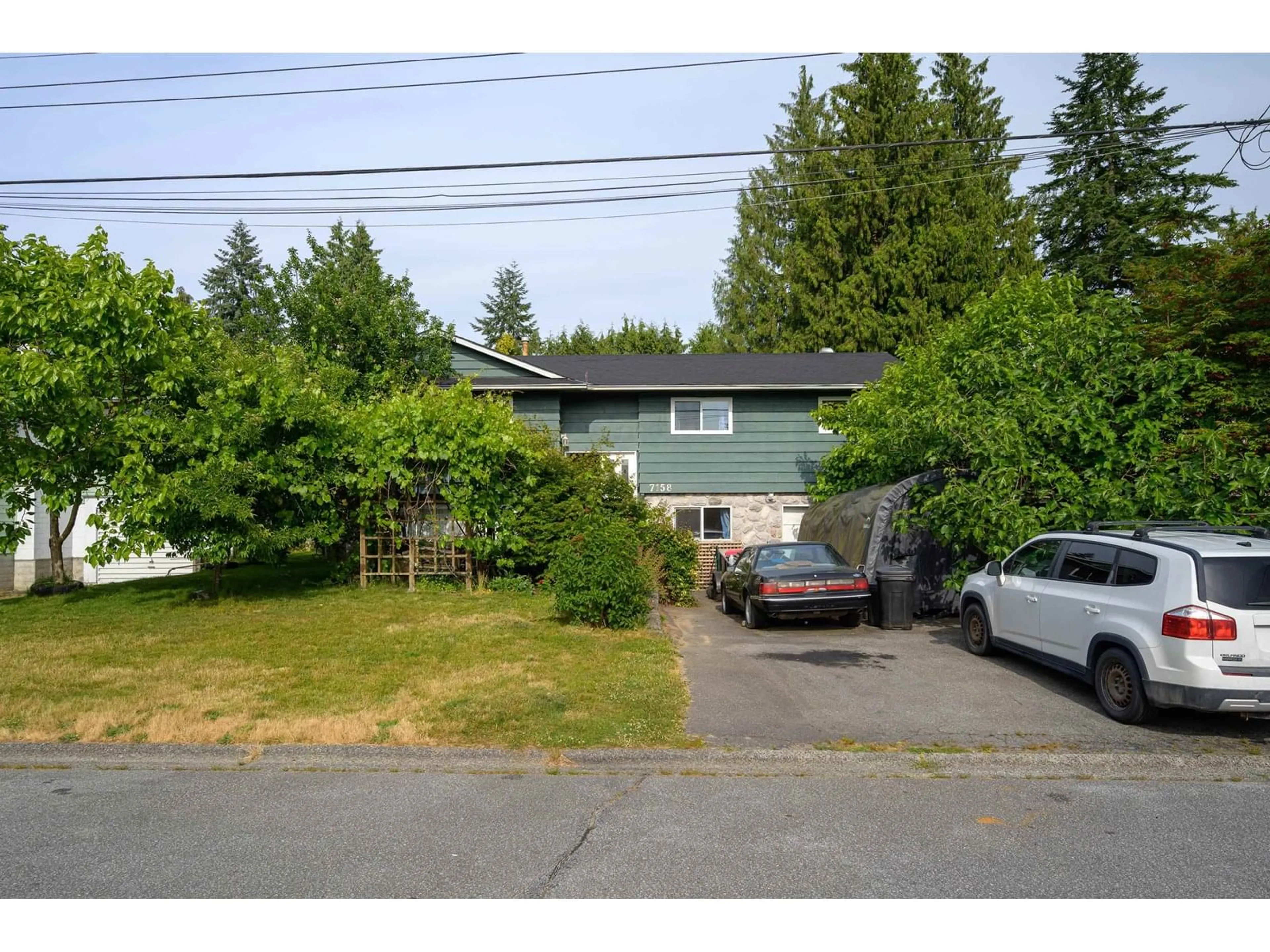 A pic from outside/outdoor area/front of a property/back of a property/a pic from drone, street for 7158 114A, Delta British Columbia V4E1X5
