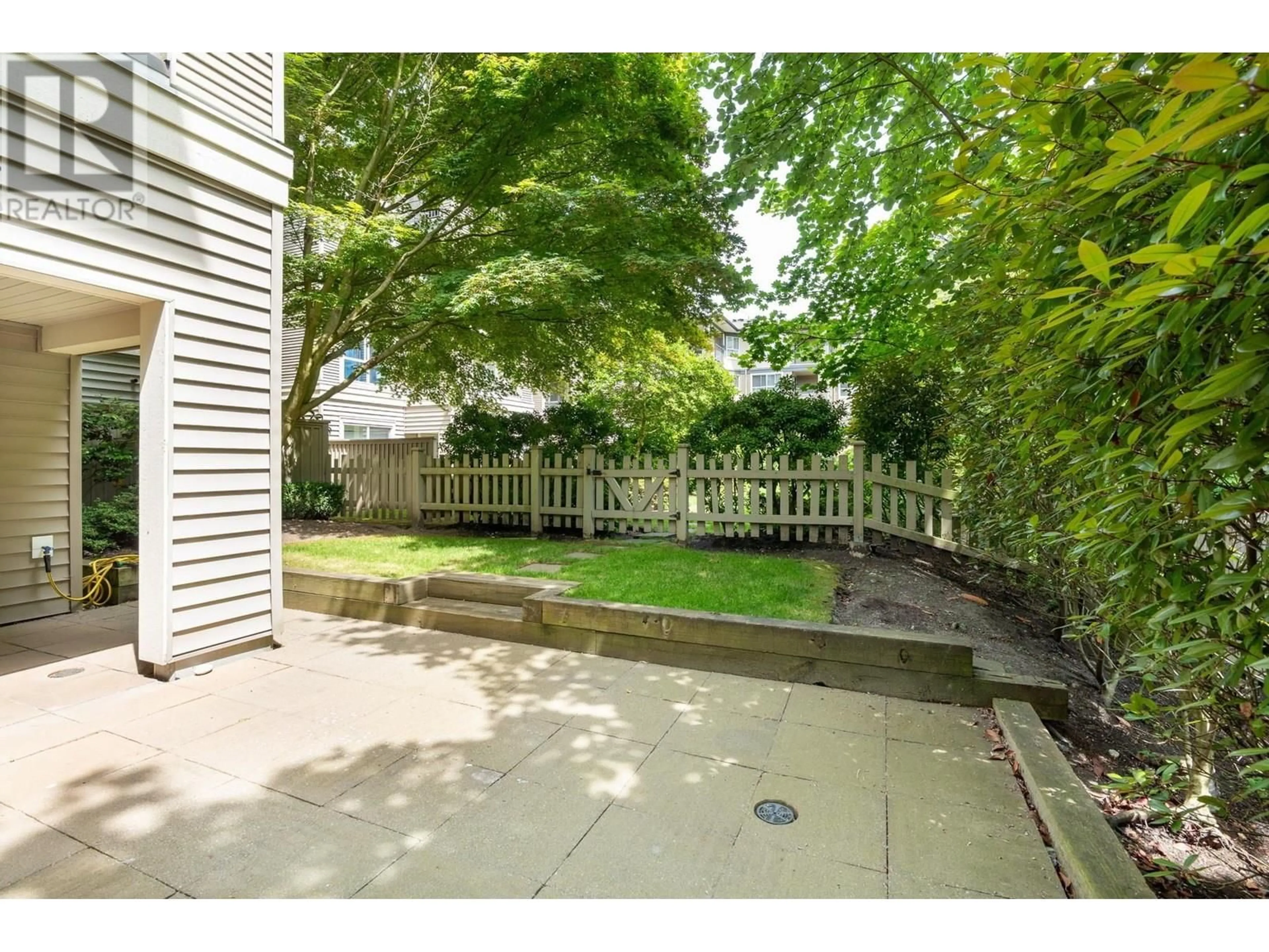 Patio, street for 176 - 9100 FERNDALE ROAD, Richmond British Columbia V6Y4L1