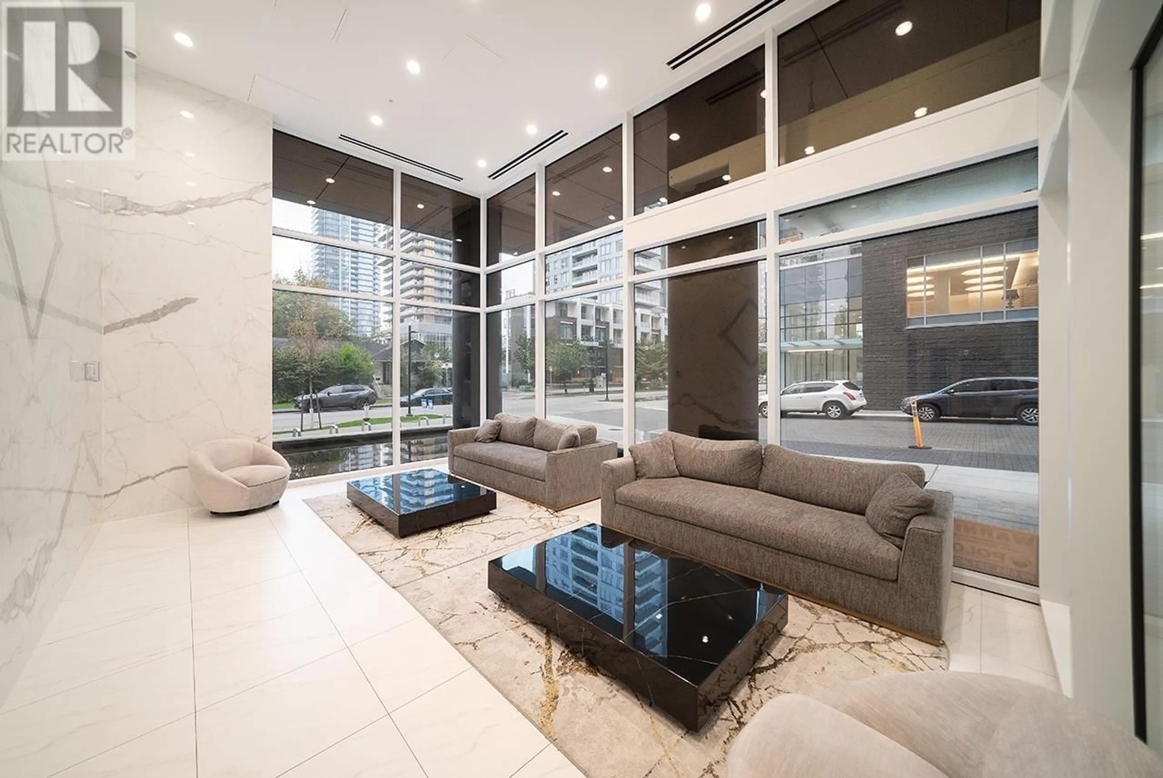 Lobby for 501 - 6398 SILVER AVENUE, Burnaby British Columbia V5H0K7