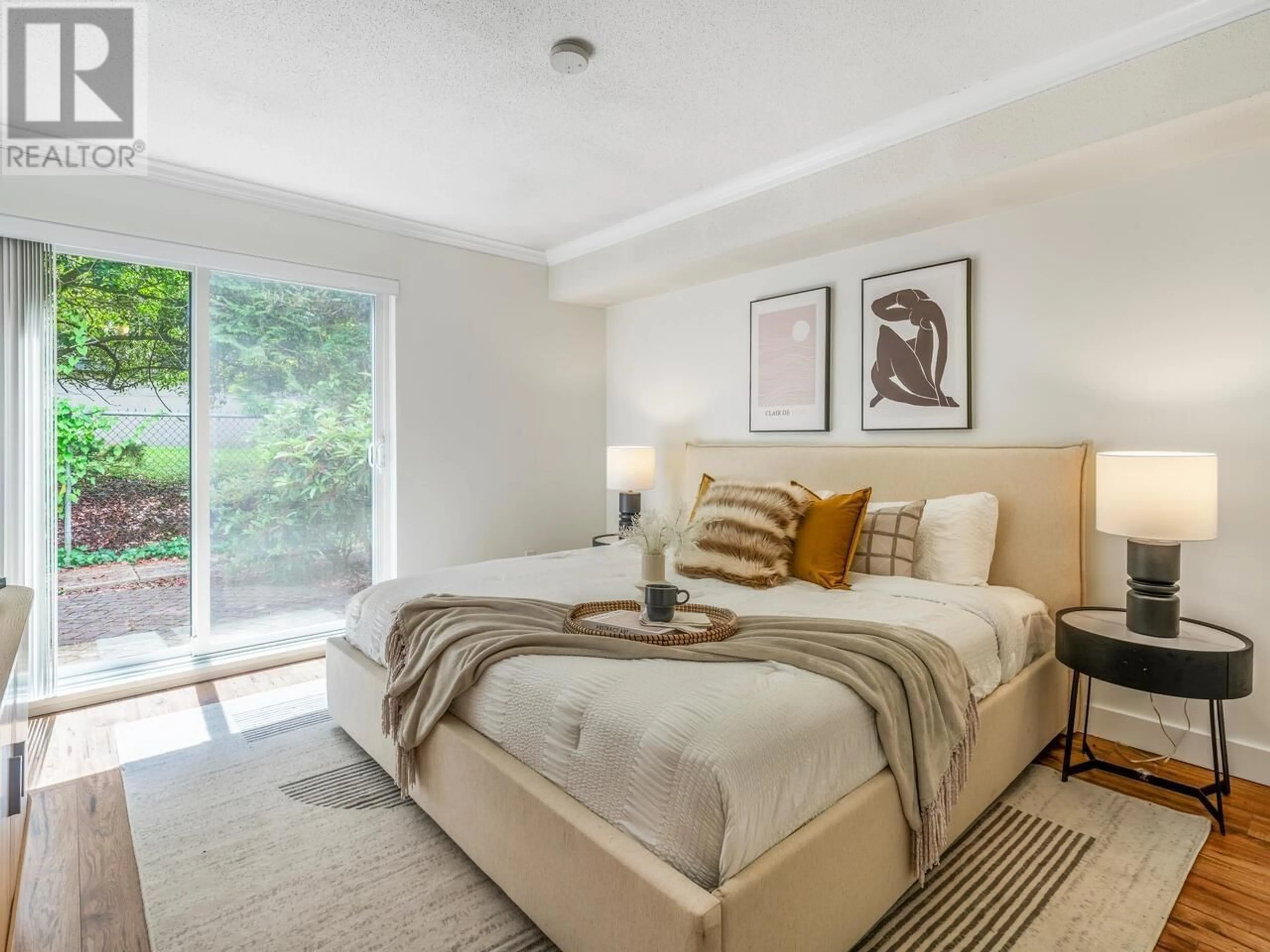 Bedroom with bed, unknown for 114 - 4885 53 STREET, Delta British Columbia V4K2Z3