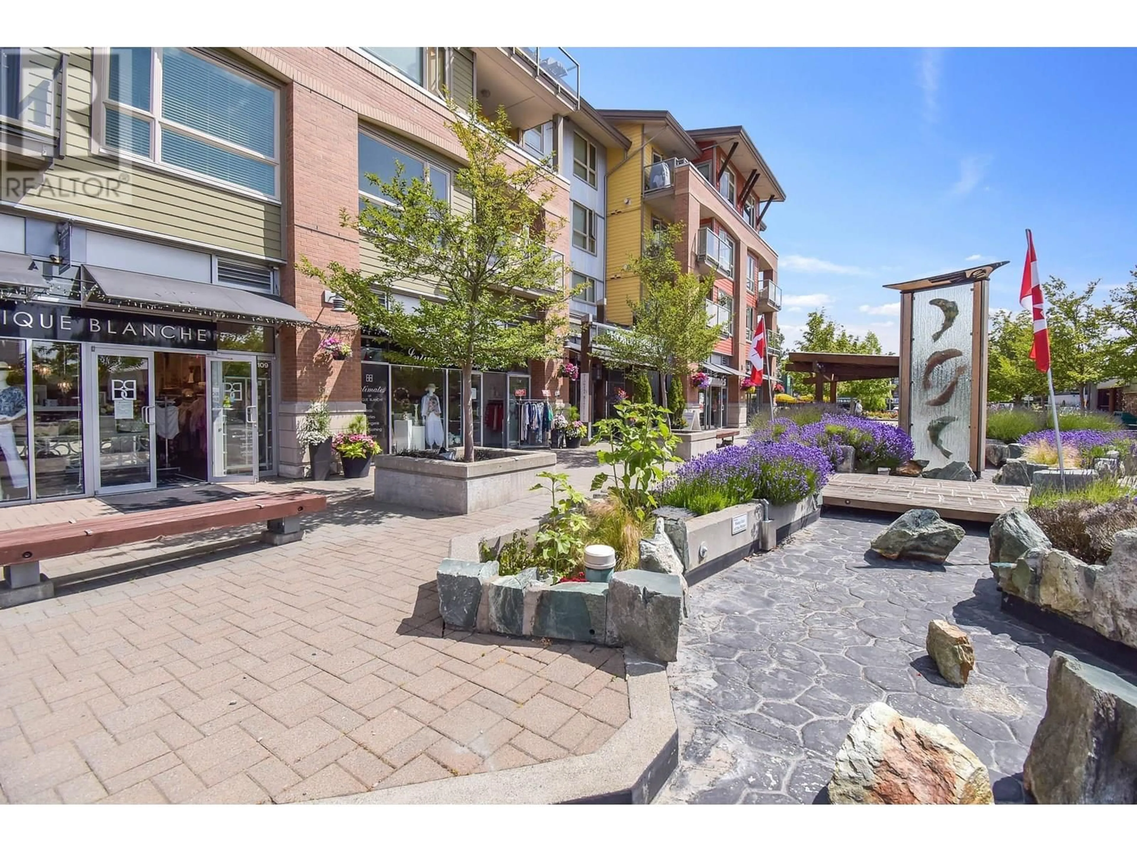 Patio, street for 309 - 1315 56 STREET, Delta British Columbia V4L2A6