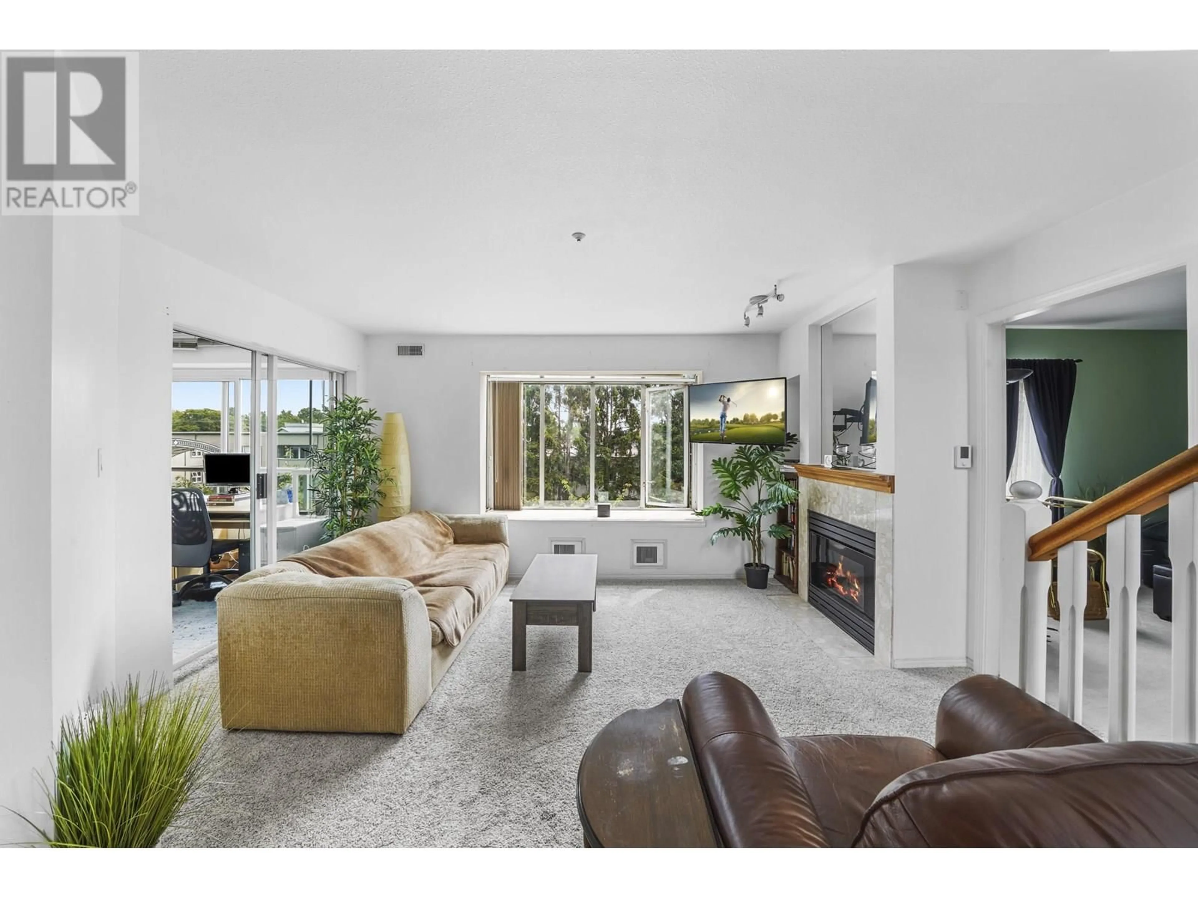 Living room with furniture, unknown for 402 - 8791 FRENCH STREET, Vancouver British Columbia V6P4W8