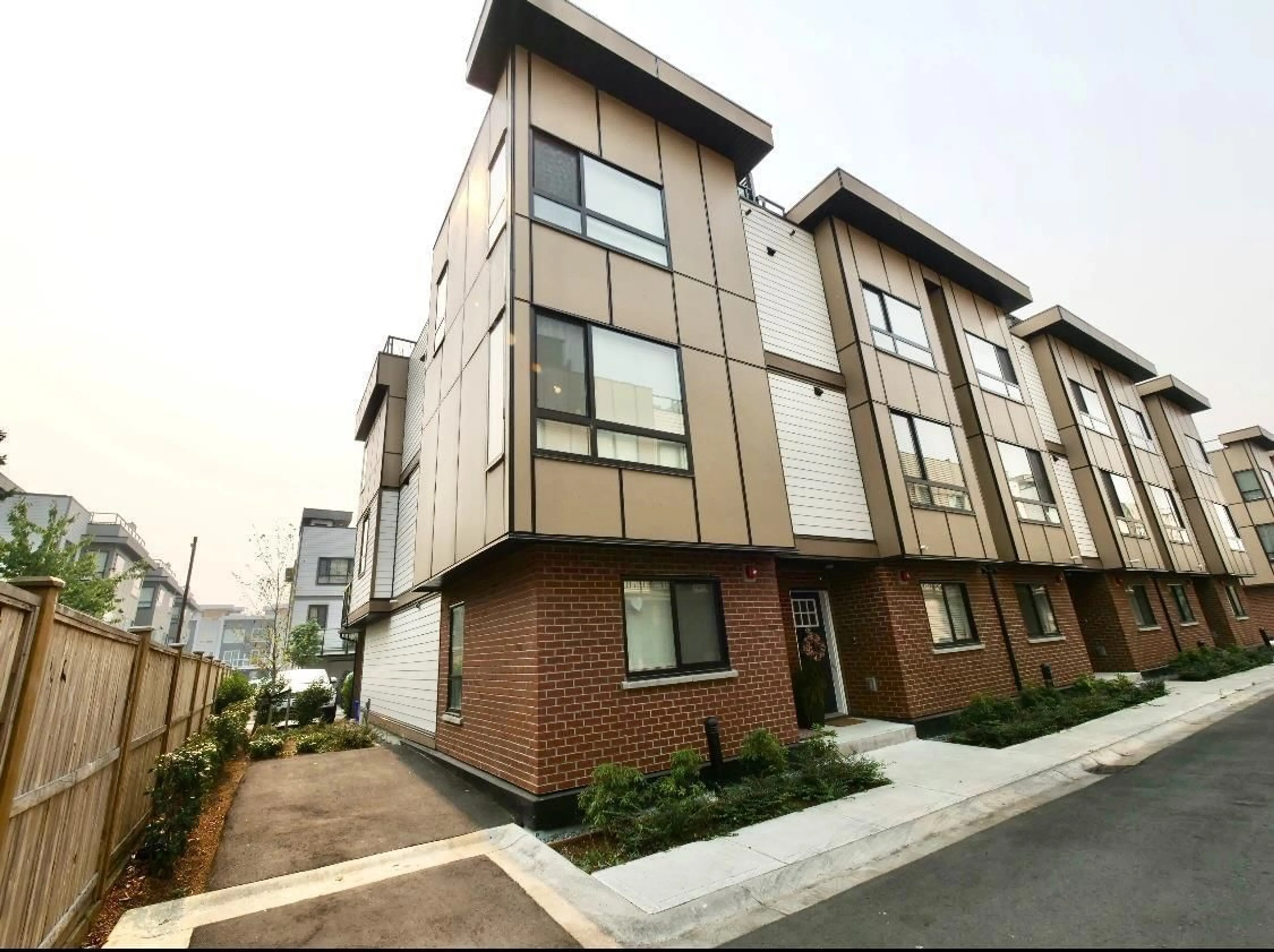 Home with brick exterior material, street for 26 - 19624 56, Langley British Columbia V3A3X6