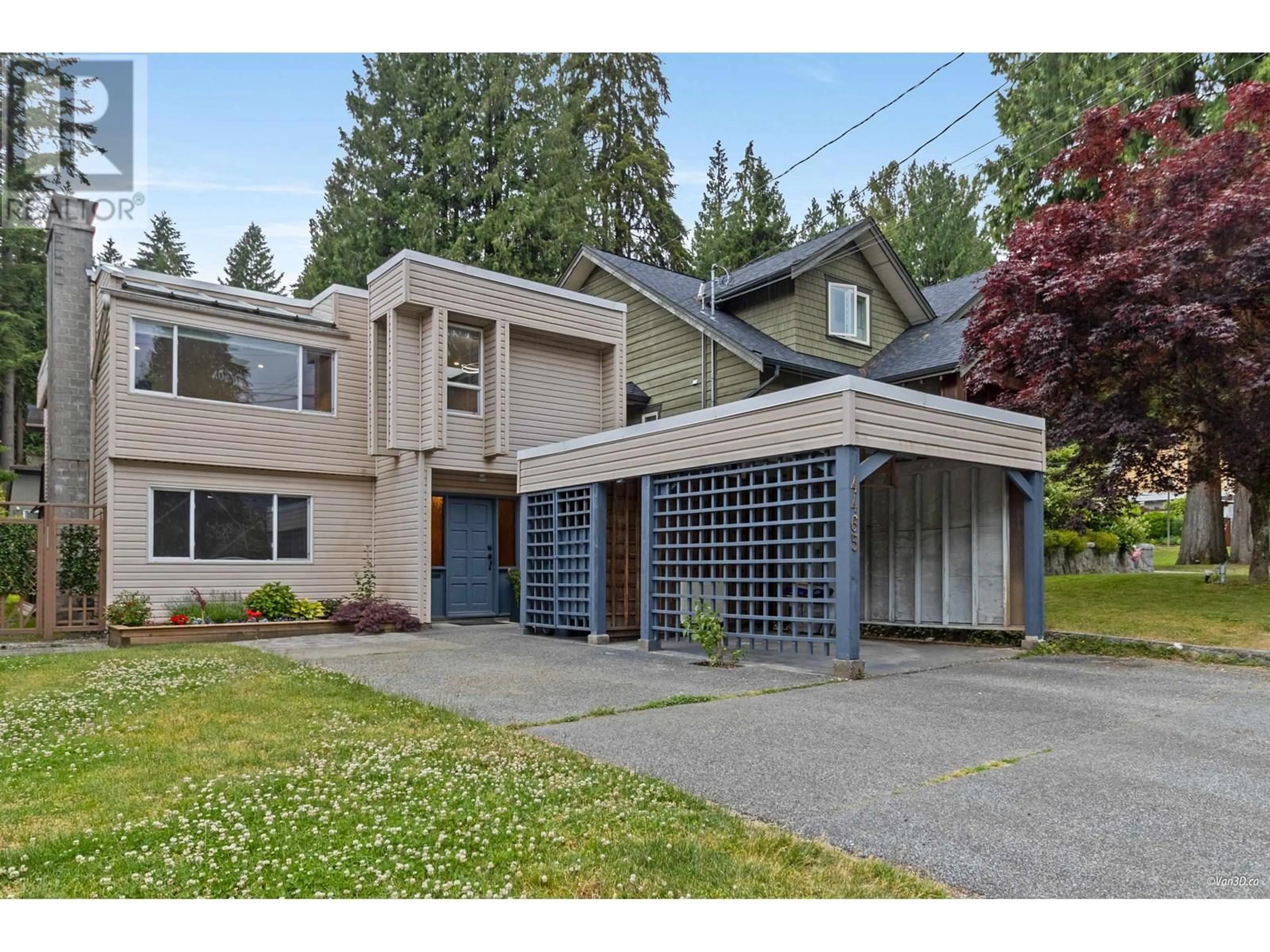 Home with vinyl exterior material, street for 4465 UNDERWOOD AVENUE, North Vancouver British Columbia V7K2S1