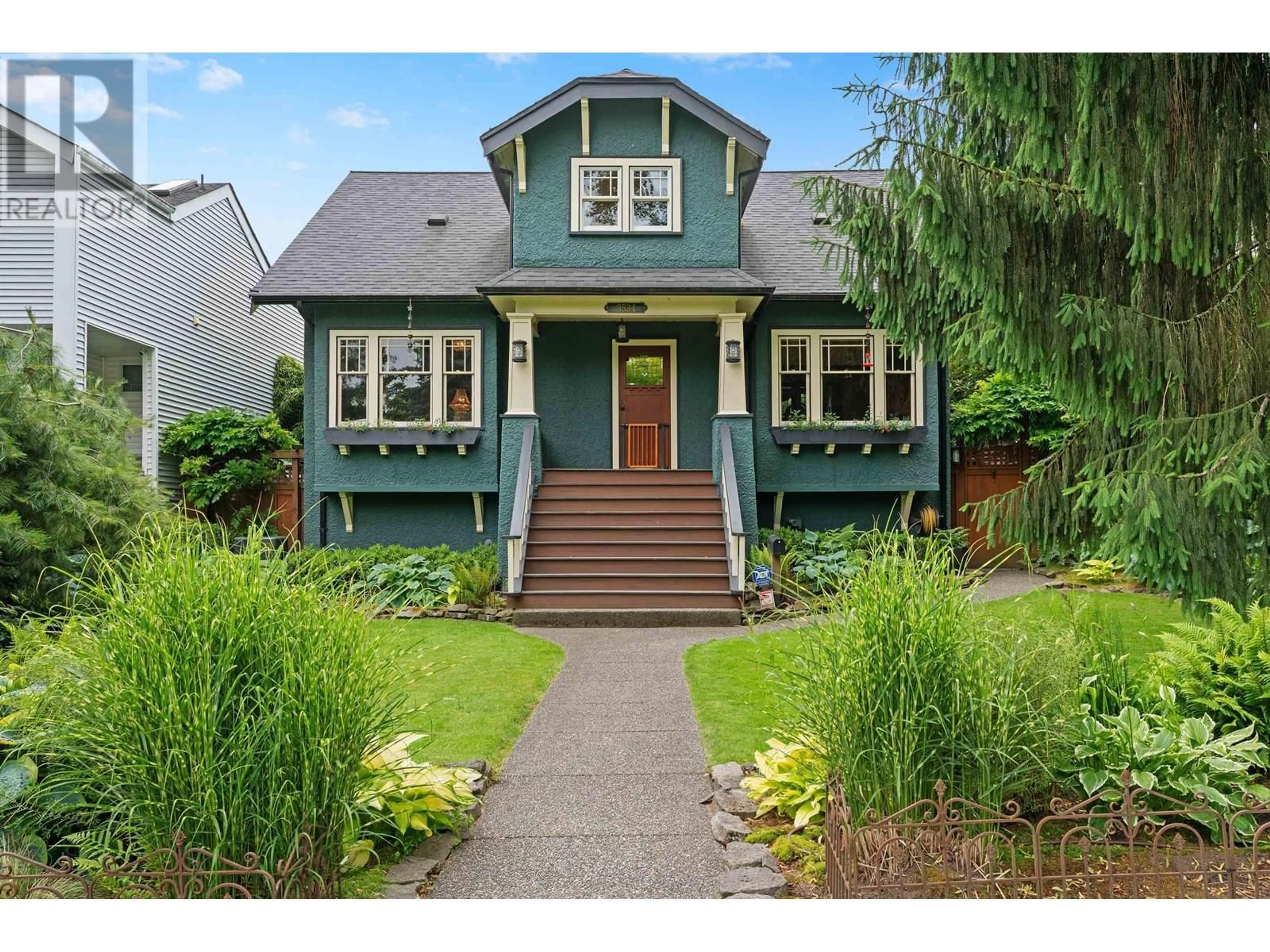 Home with vinyl exterior material, street for 3534 KING EDWARD AVENUE, Vancouver British Columbia V6S1M5