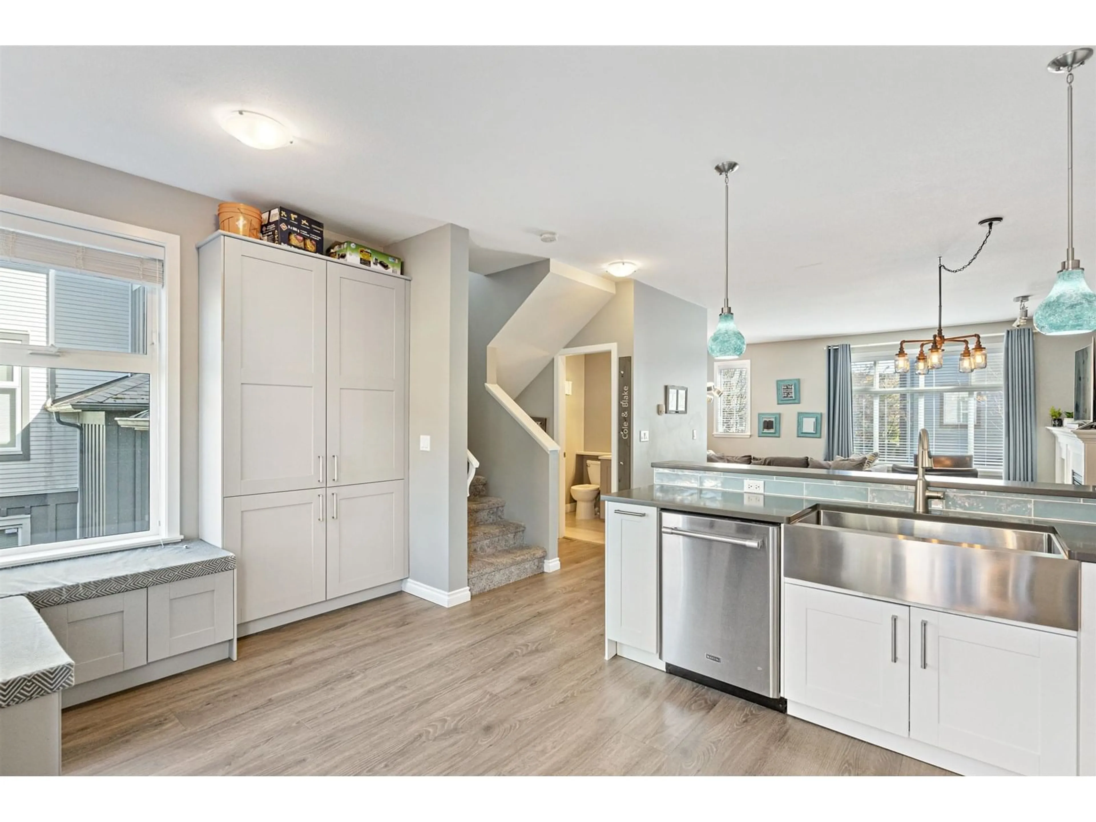 Open concept kitchen, unknown for 129 - 18777 68A, Surrey British Columbia V4N0Z7
