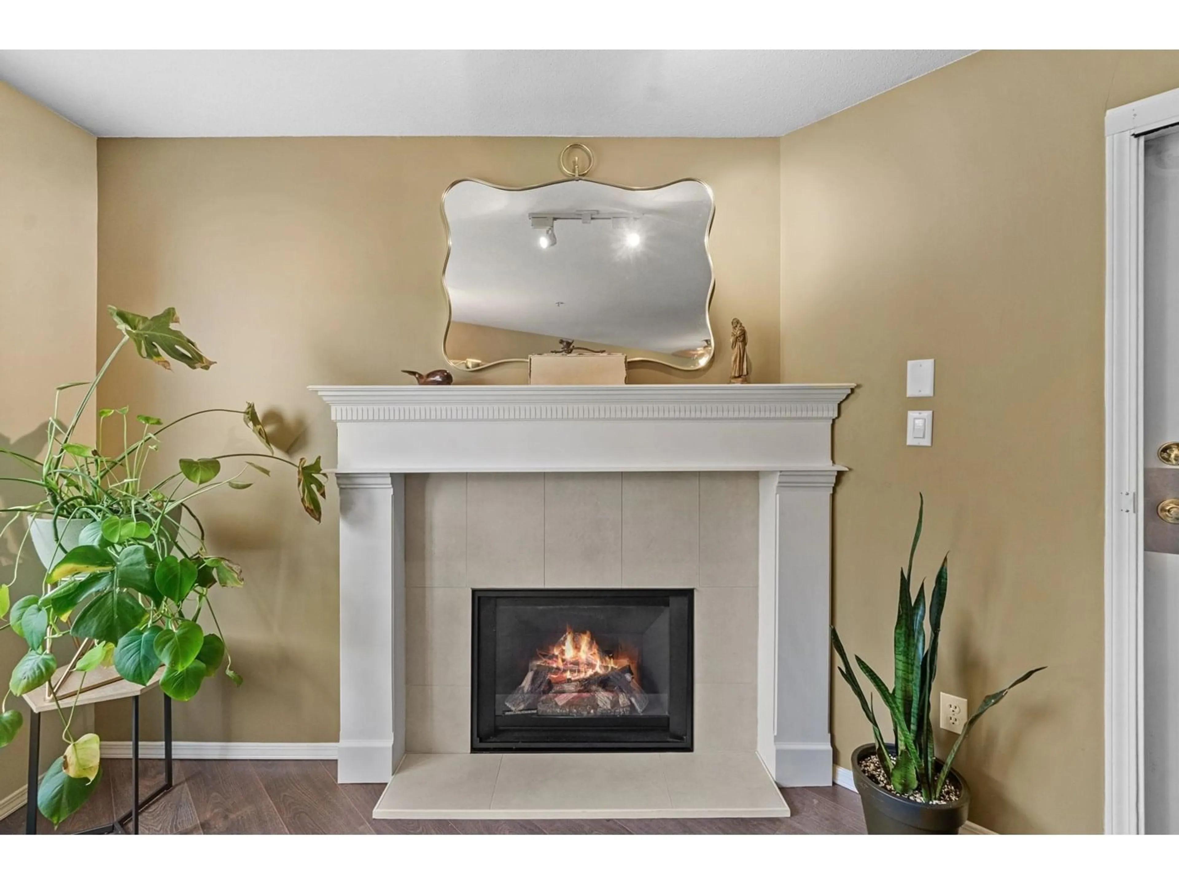 Unknown for 106 - 3172 GLADWIN, Abbotsford British Columbia V2T5T3