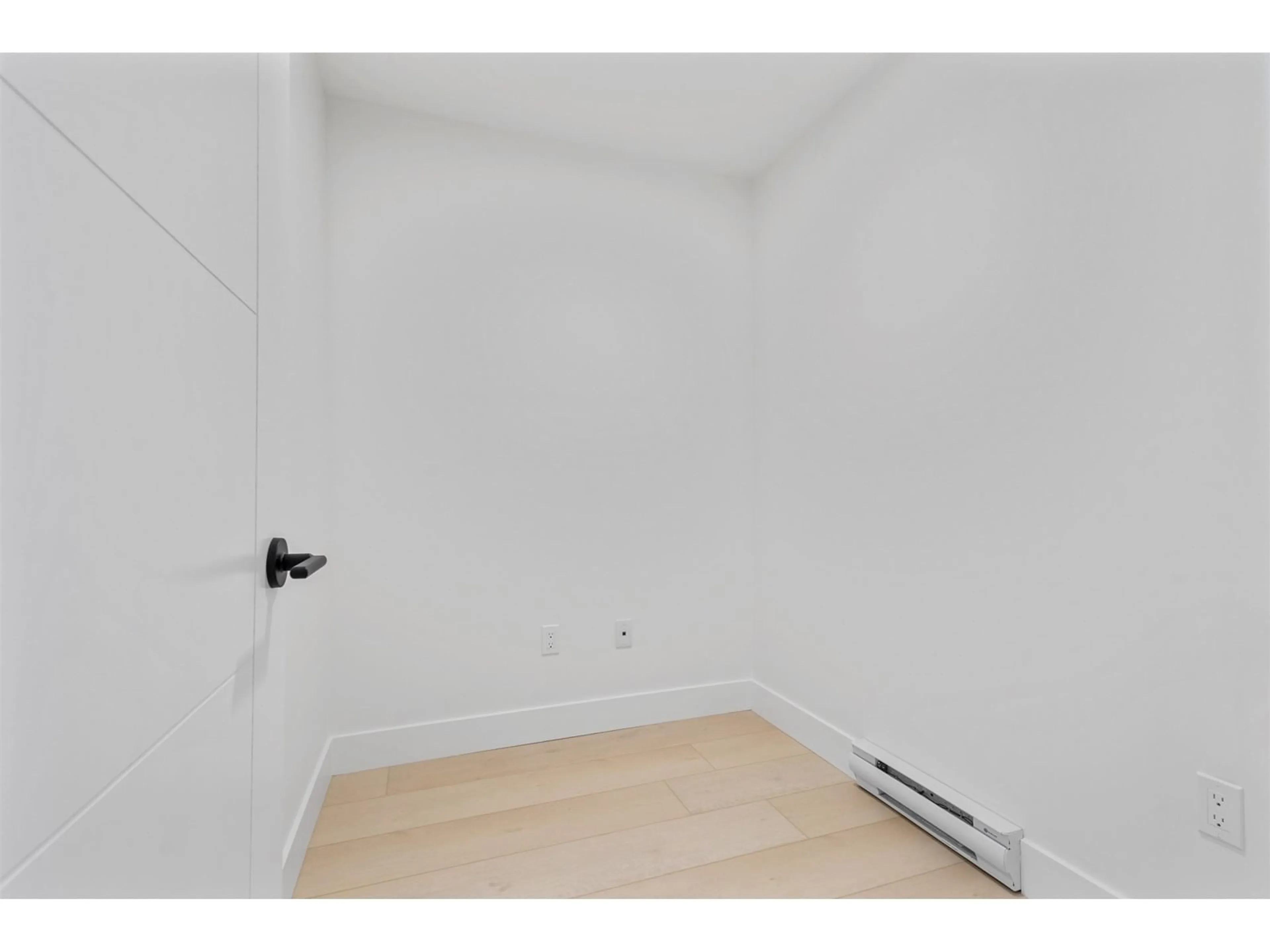 A pic of a room for 408 - 30490 CARDINAL, Abbotsford British Columbia V2T0L9