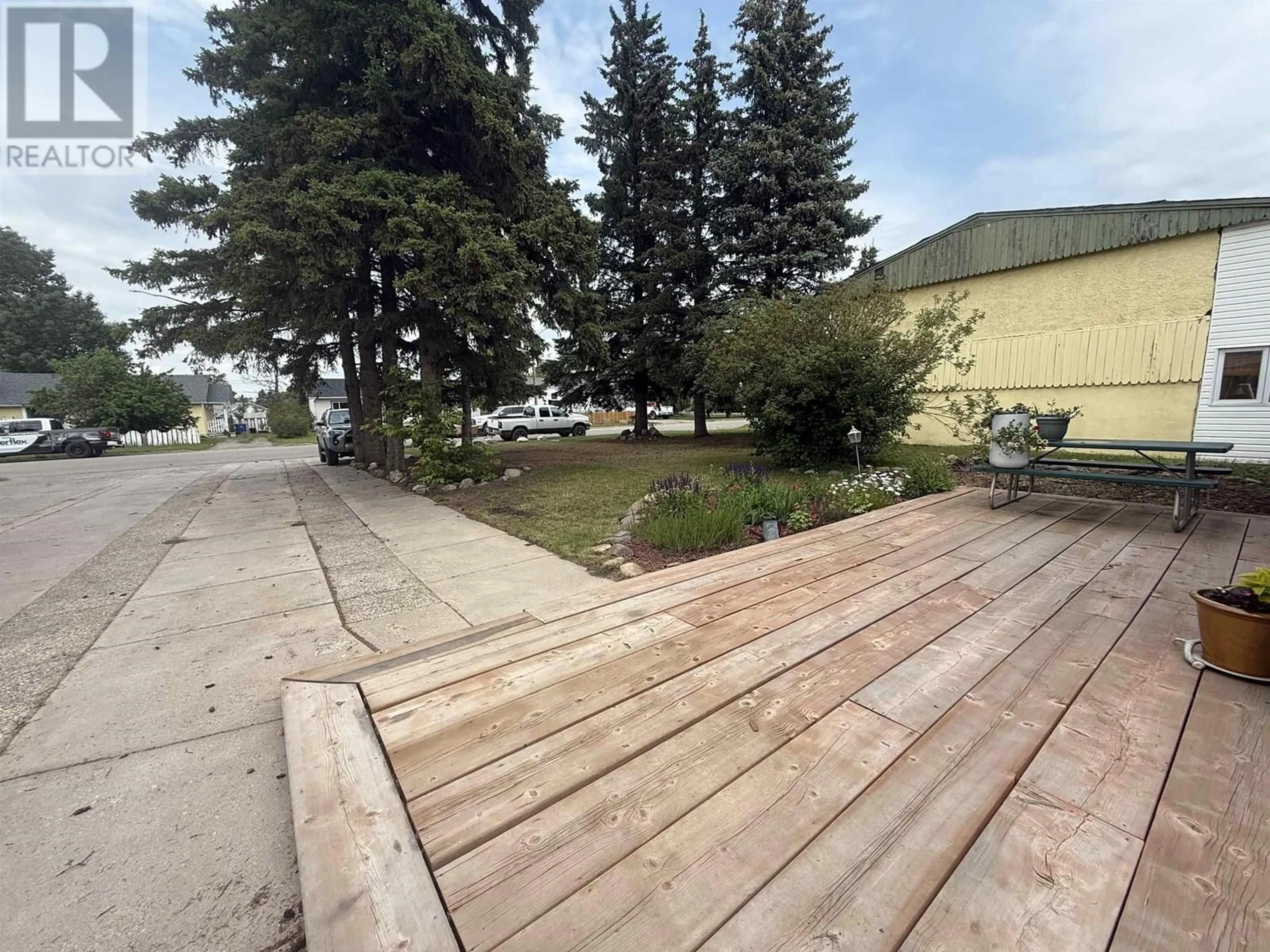 Patio, street for 9223 104 AVENUE, Fort St. John British Columbia V1J2J6