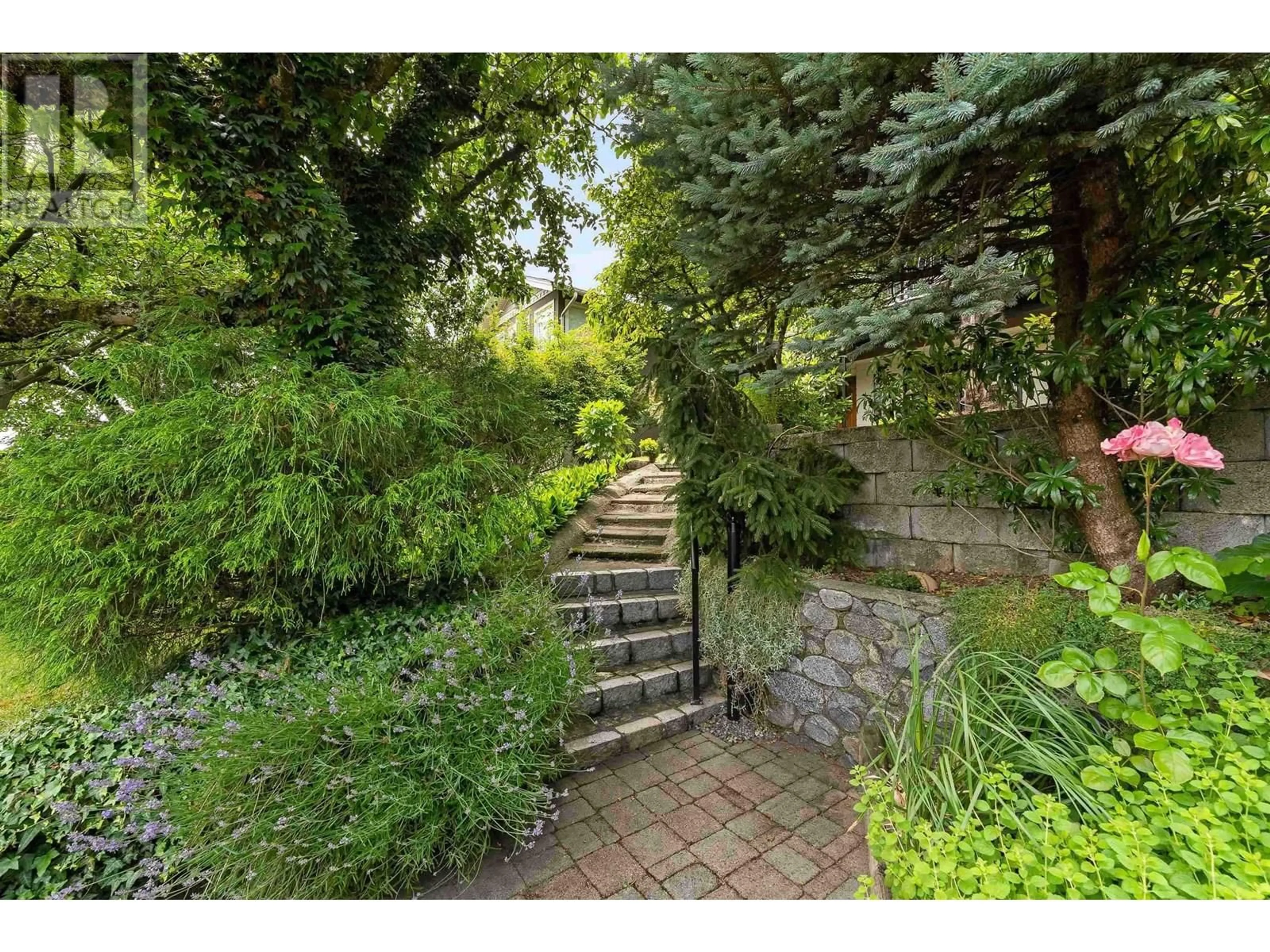 Unknown for 140 8TH AVENUE, New Westminster British Columbia V3L4J7