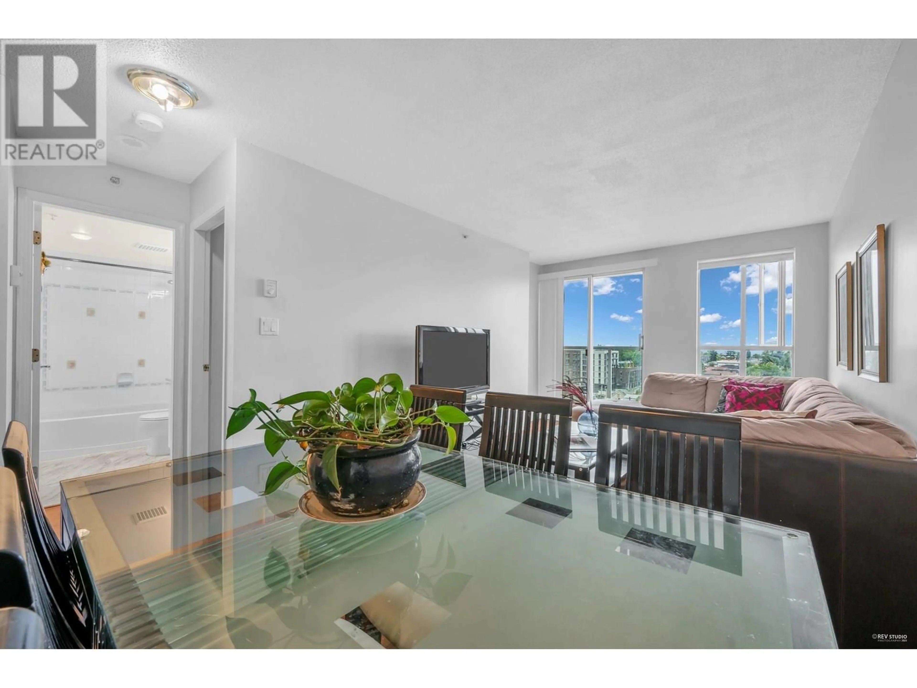 Unknown for 1007 - 3489 ASCOT PLACE, Vancouver British Columbia V5R6B6