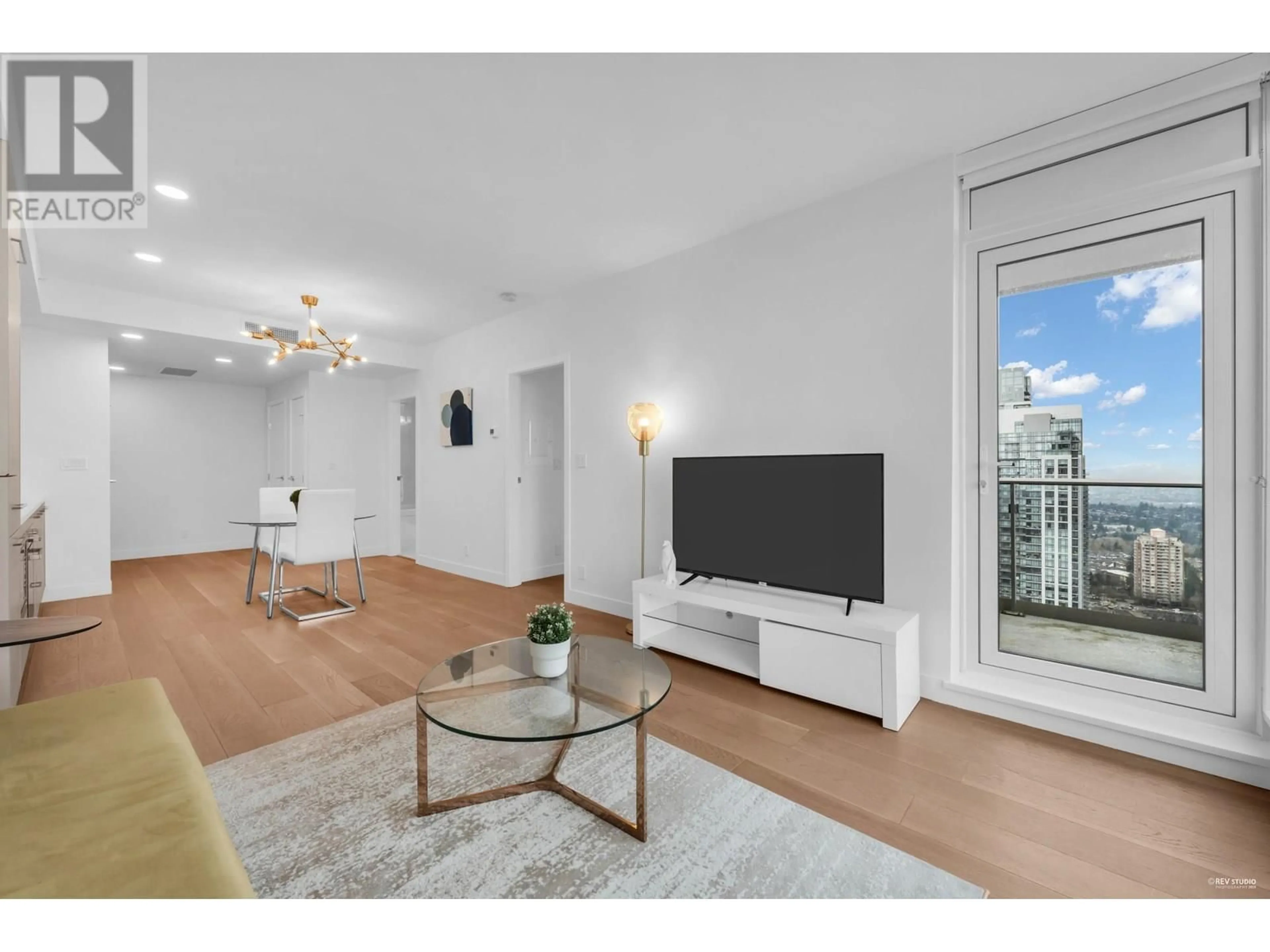 Living room with furniture, unknown for 3504 - 4458 BERESFORD STREET, Burnaby British Columbia V5H0J1