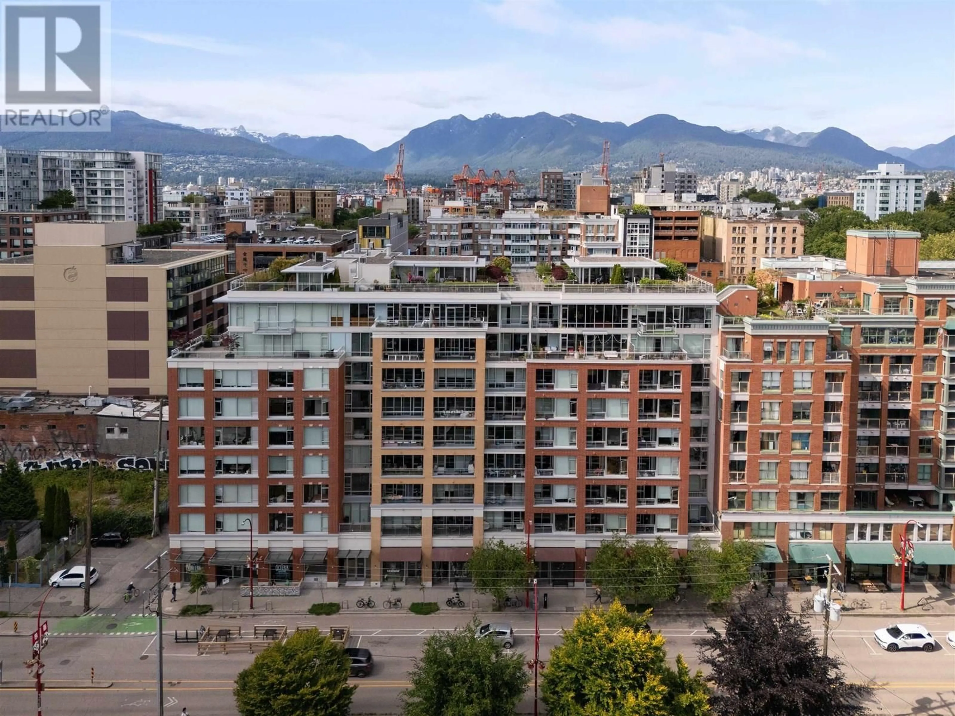A pic from outside/outdoor area/front of a property/back of a property/a pic from drone, city buildings view from balcony for 415 - 221 UNION STREET, Vancouver British Columbia V6A0B4