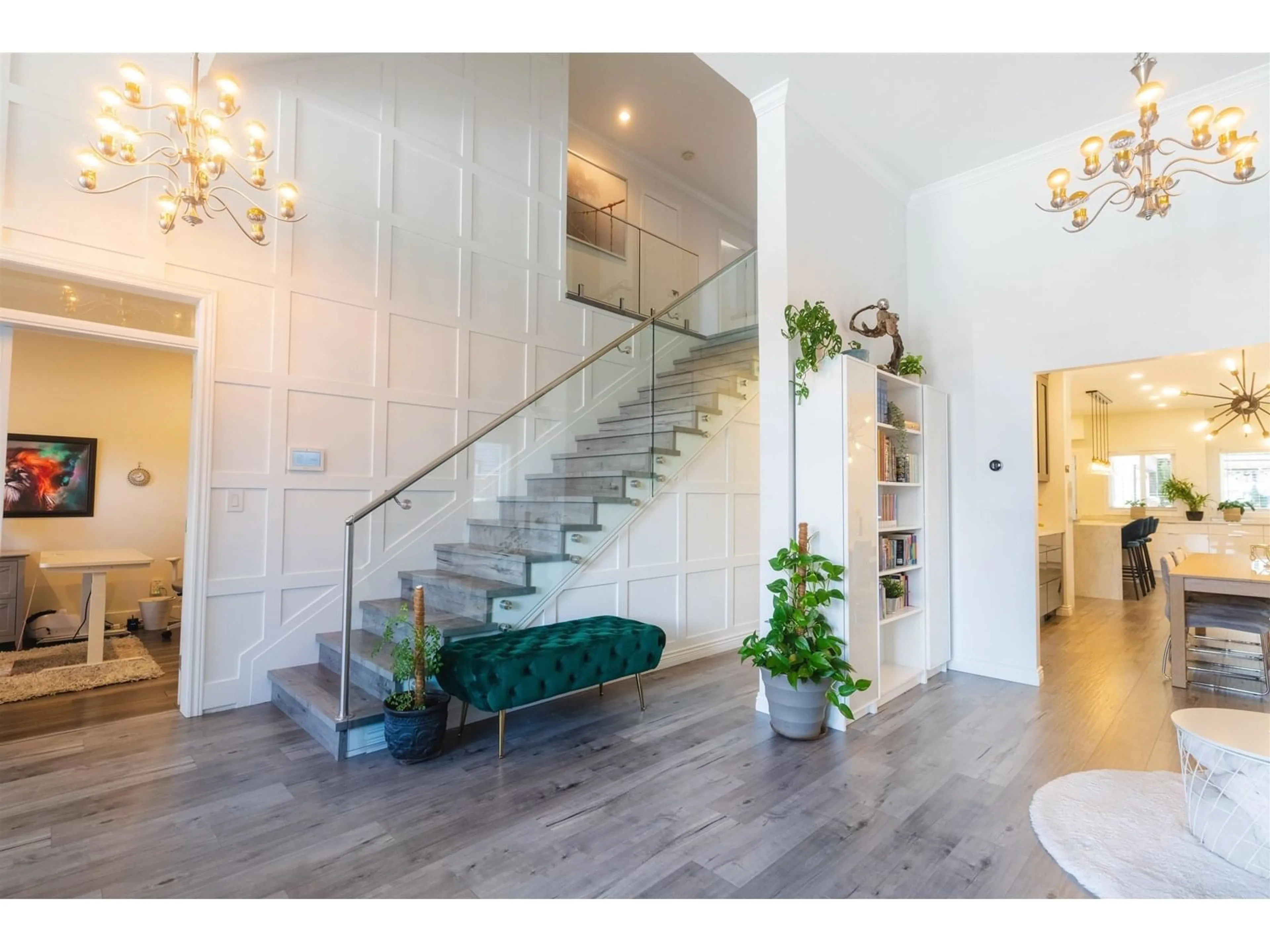 Indoor entryway for 11646 82, Delta British Columbia V4C2C4
