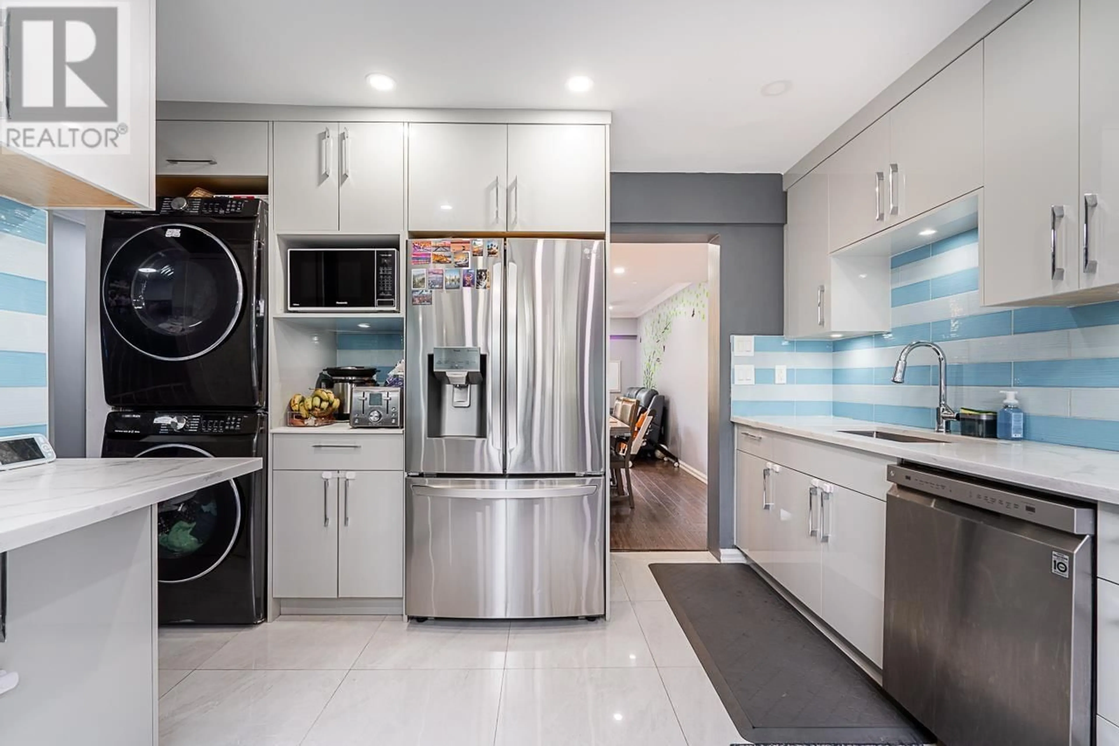 Contemporary kitchen, ceramic/tile floor for 15 - 10771 MORTFIELD ROAD, Richmond British Columbia V7A2W1