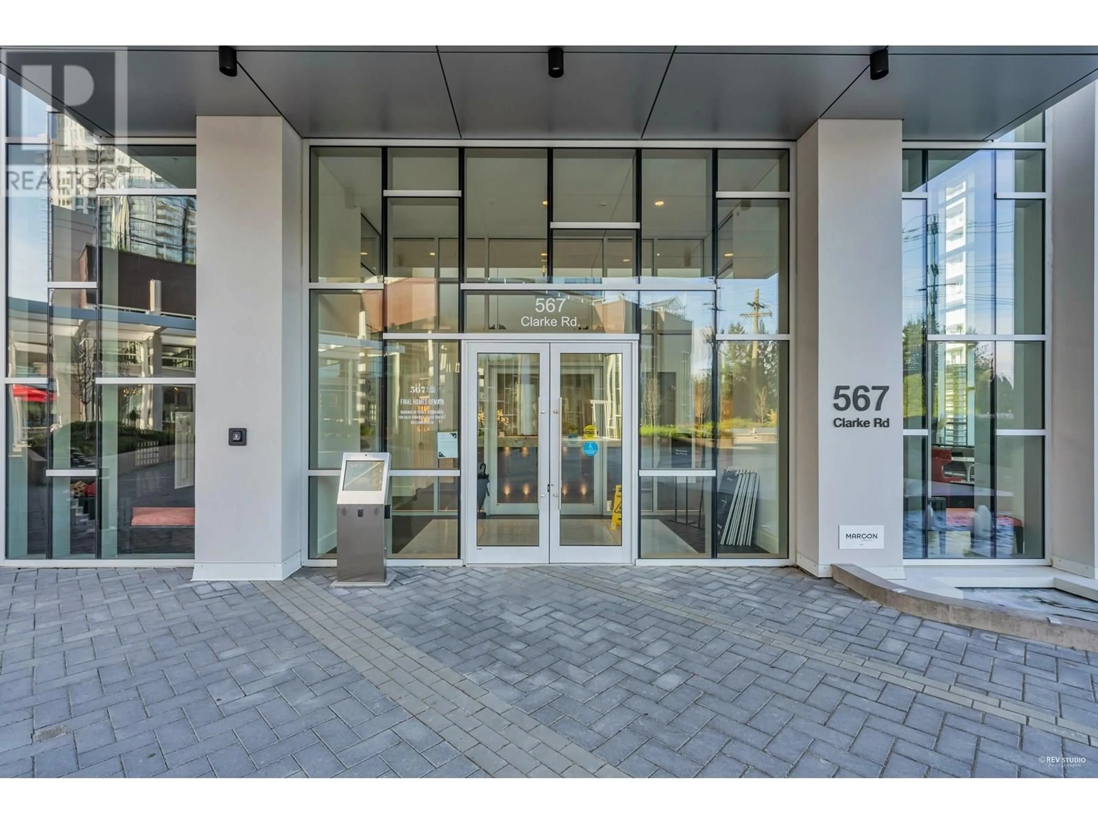 Indoor foyer for 2906 - 567 CLARKE ROAD, Coquitlam British Columbia V3J0K7